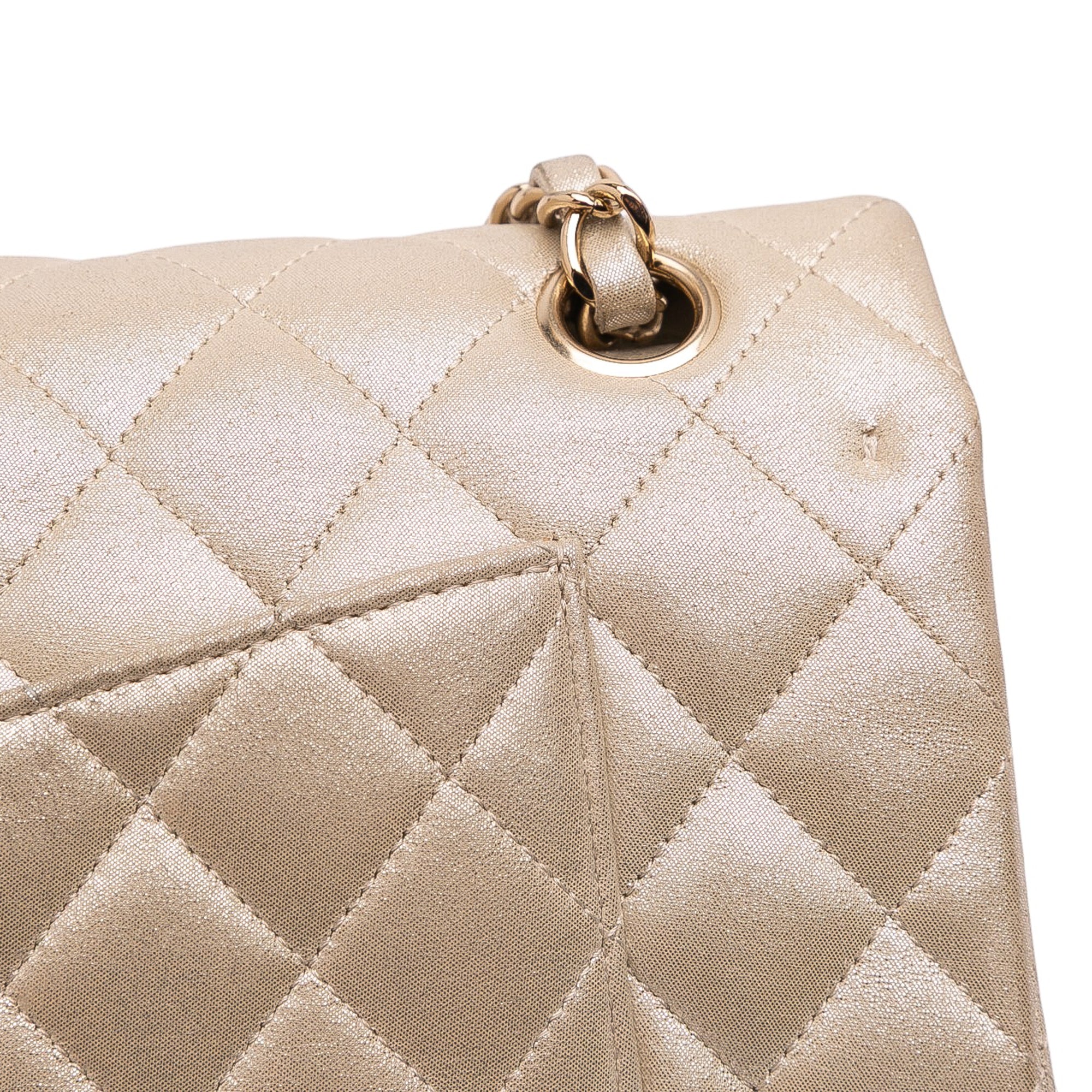 Medium Classic Iridescent Lambskin Double Flap