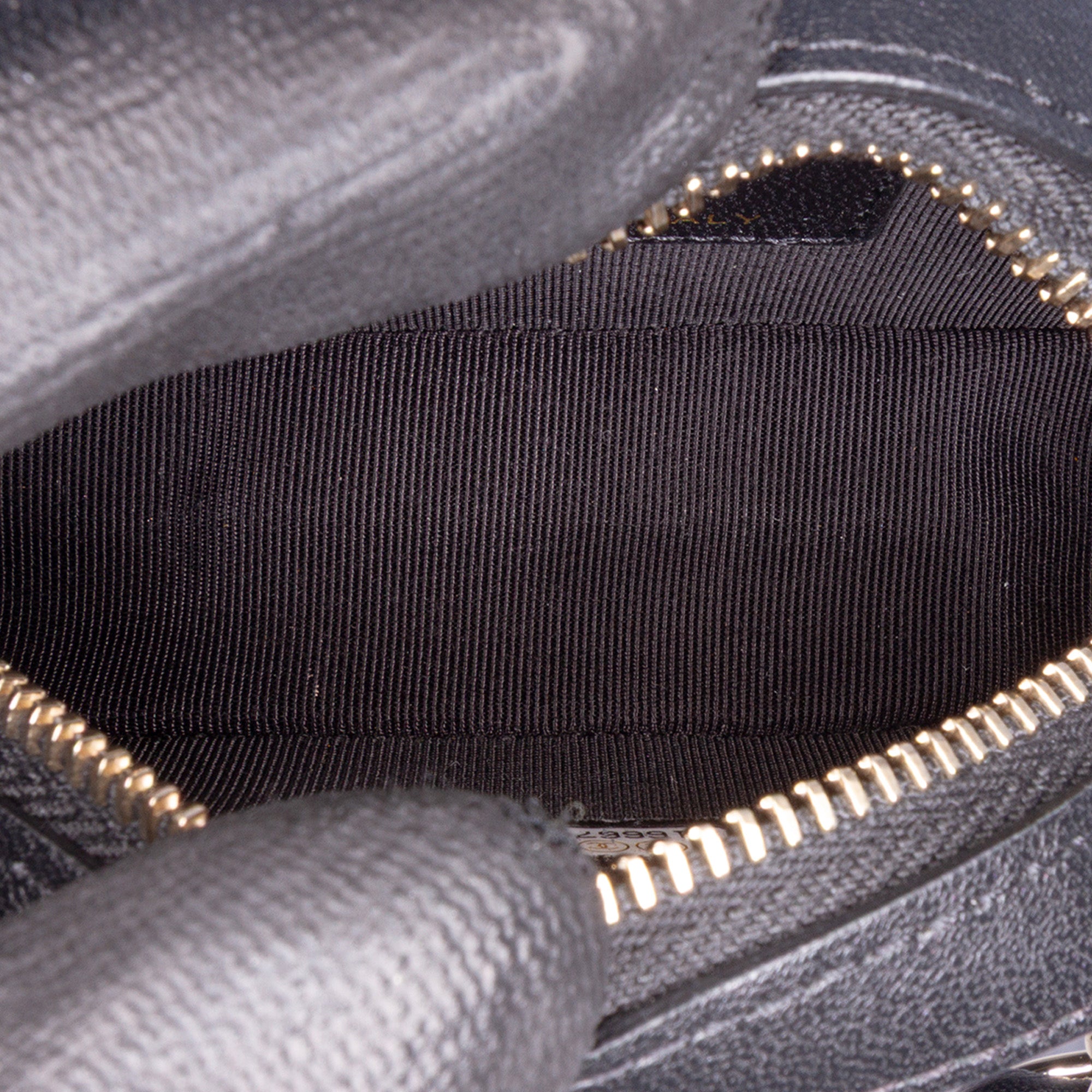 CC Quilted Lambskin Round Chain Around Clutch With Chain