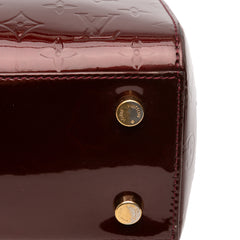 Monogram Vernis Brea MM