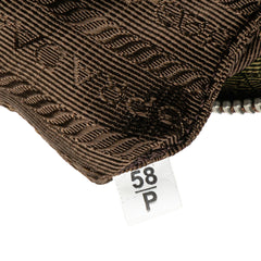 Tessuto Stampato Wristlet Clutch