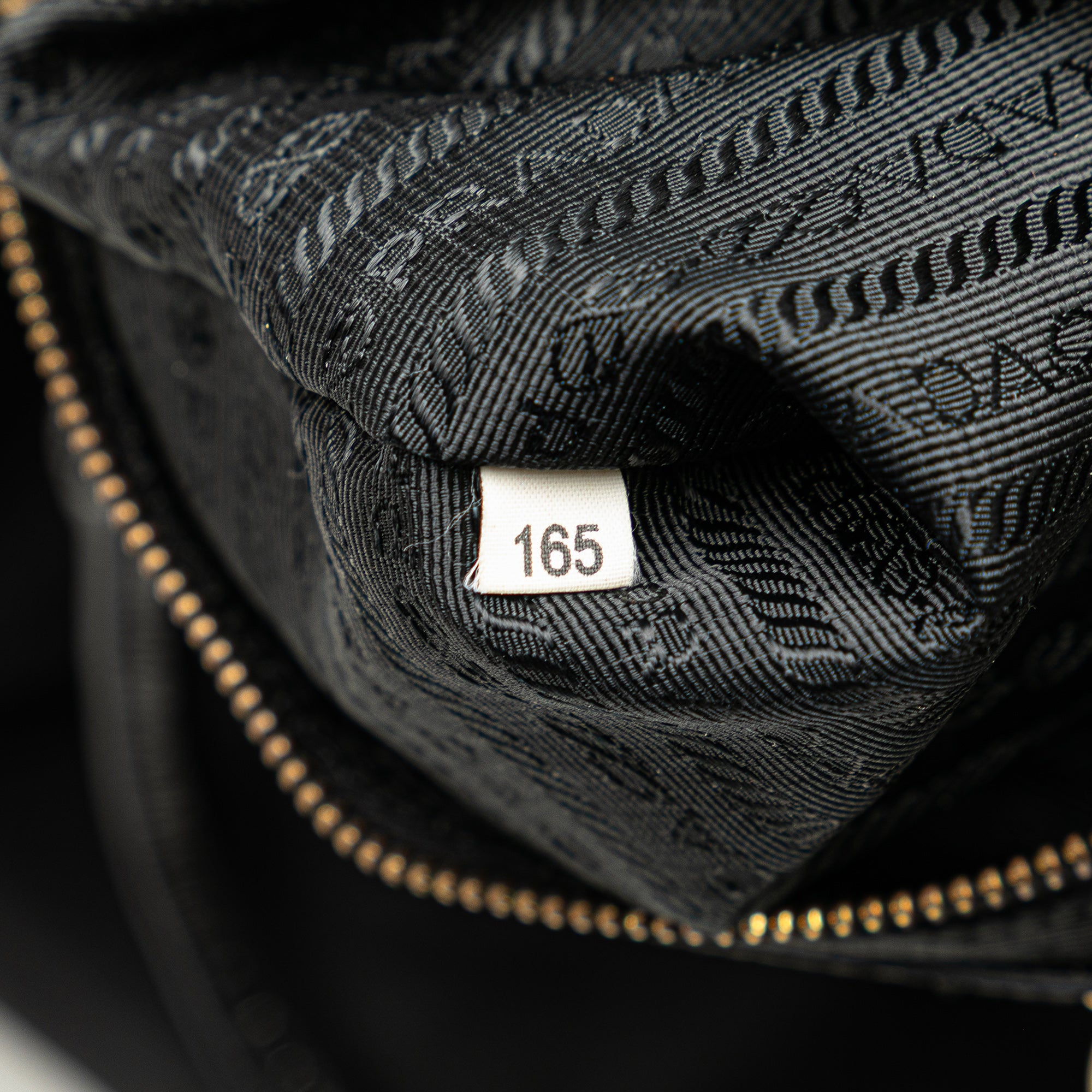 Vernice Trimmed Tessuto Boston Bag