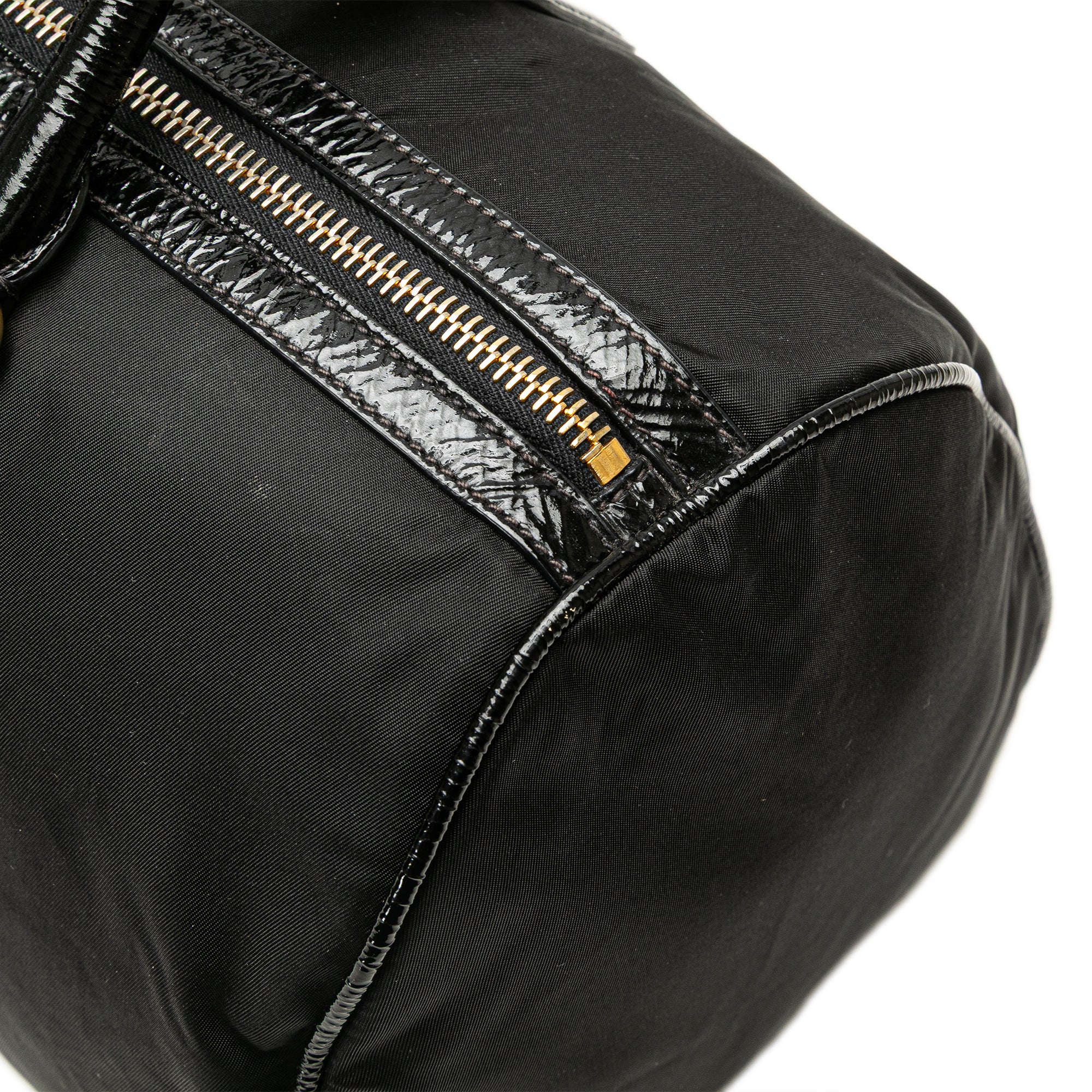 Vernice Trimmed Tessuto Boston Bag