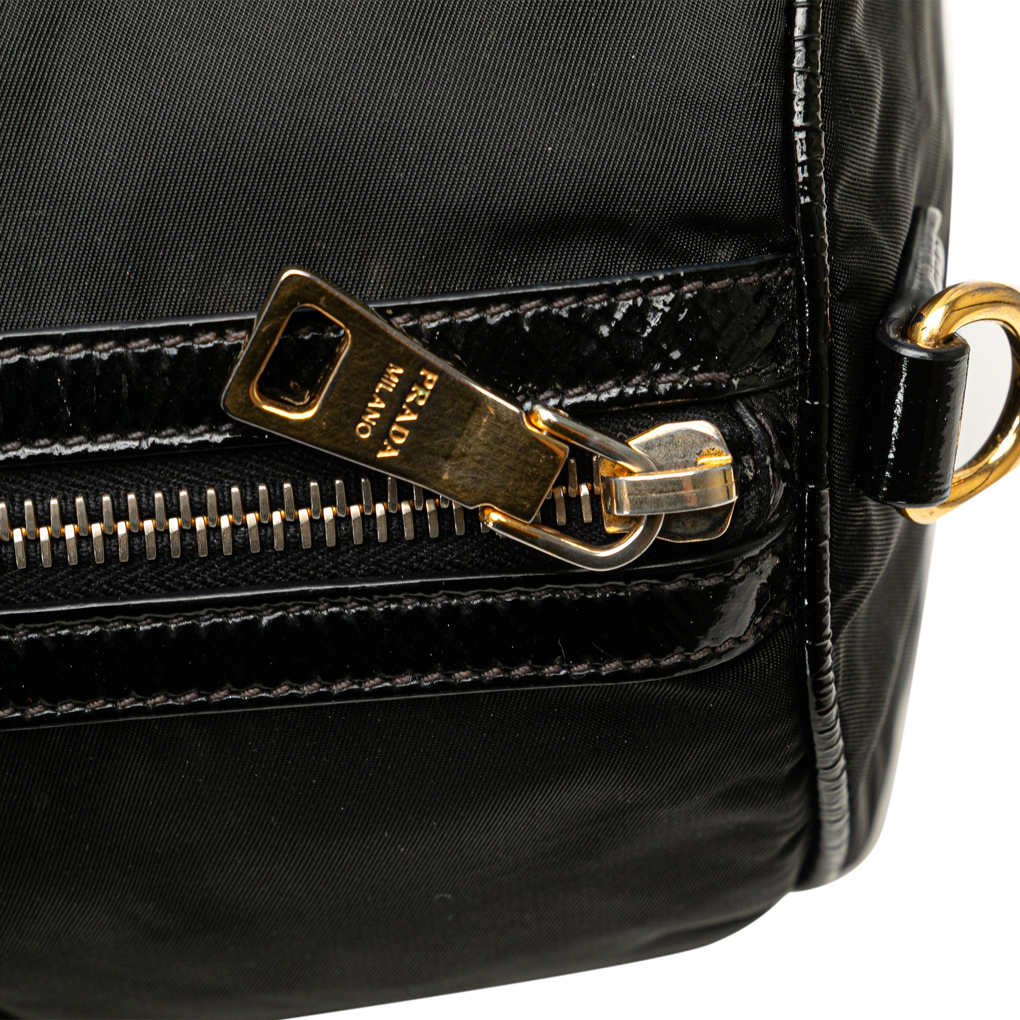 Vernice Trimmed Tessuto Boston Bag