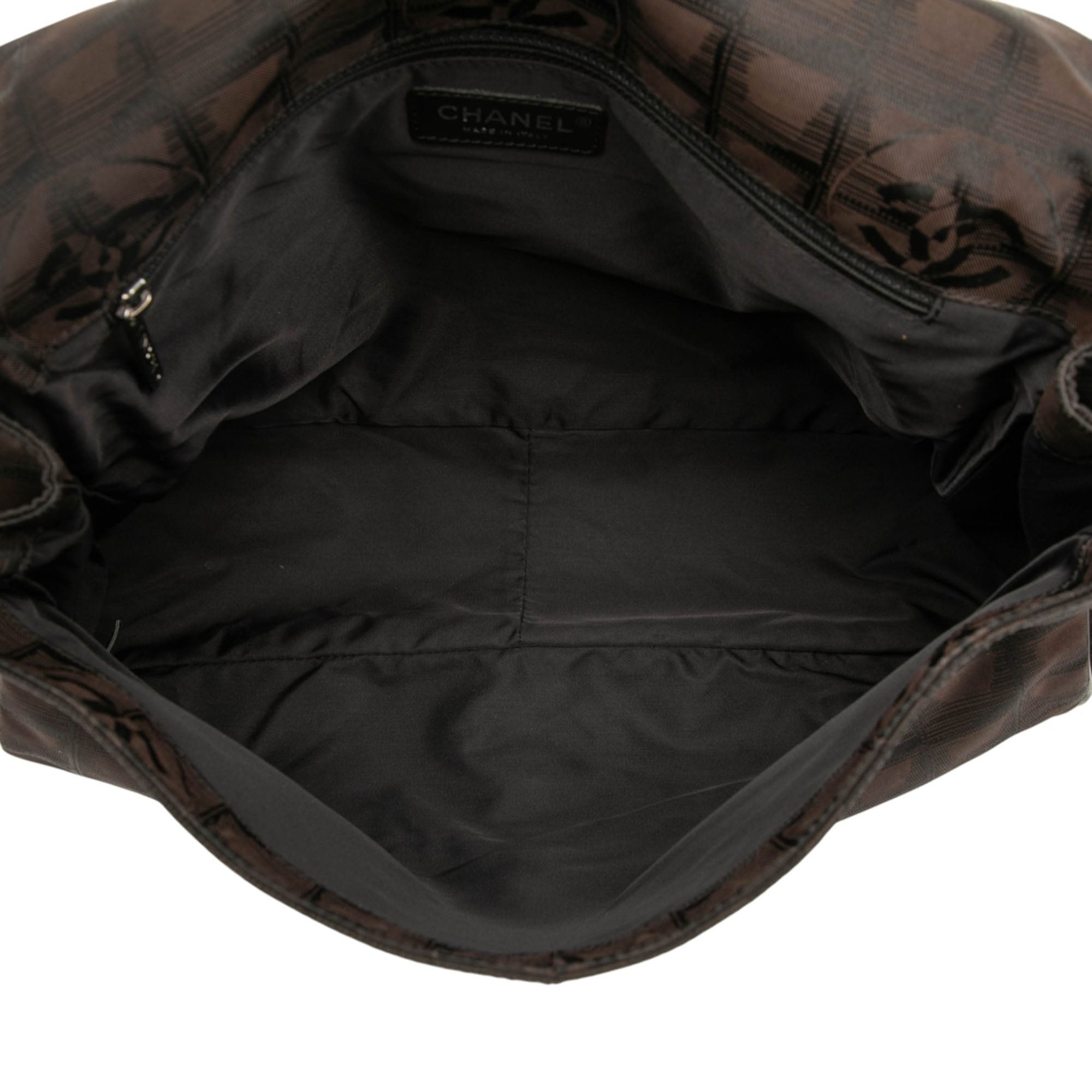 New Travel Line Nylon Messenger