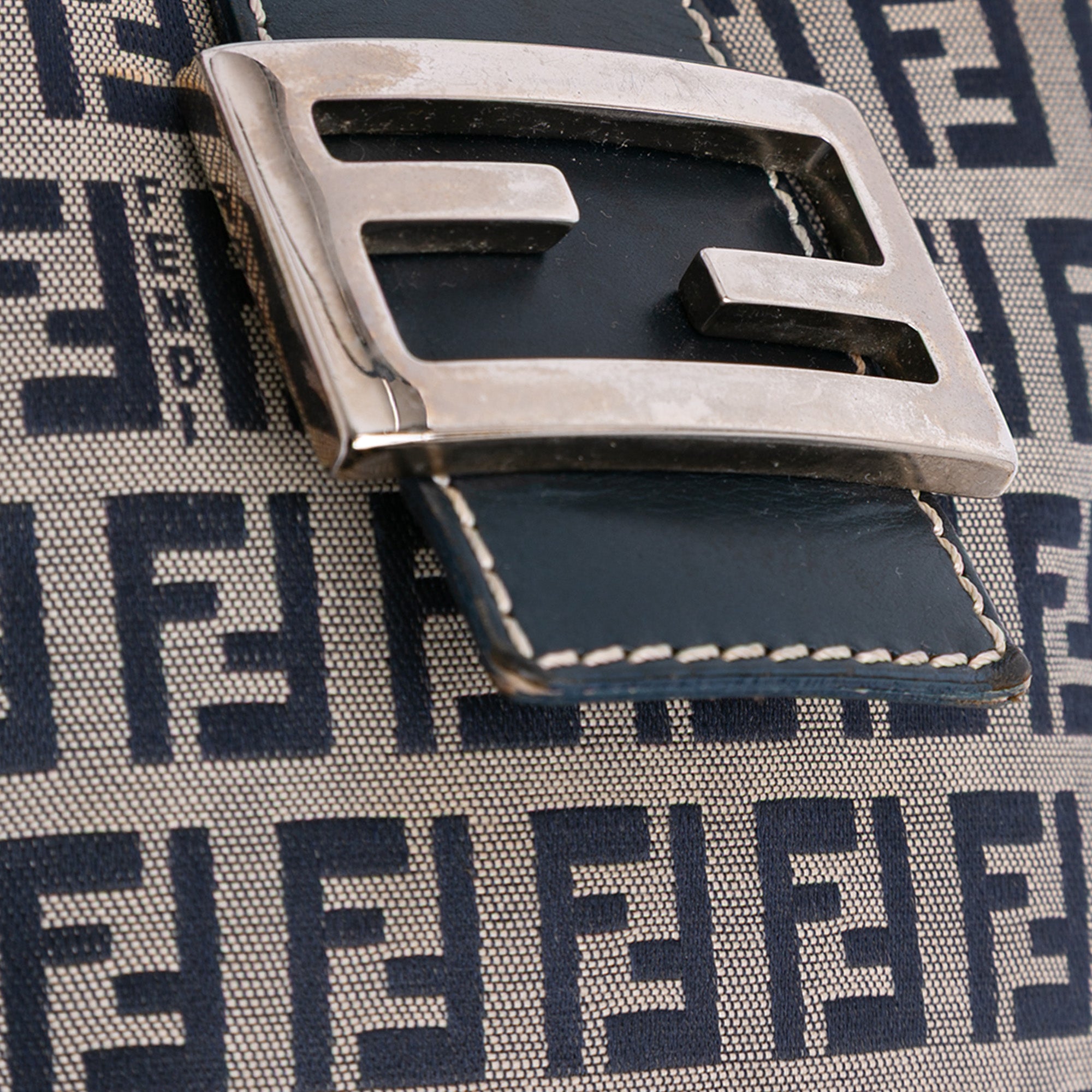 Zucchino Canvas Shoulder Bag