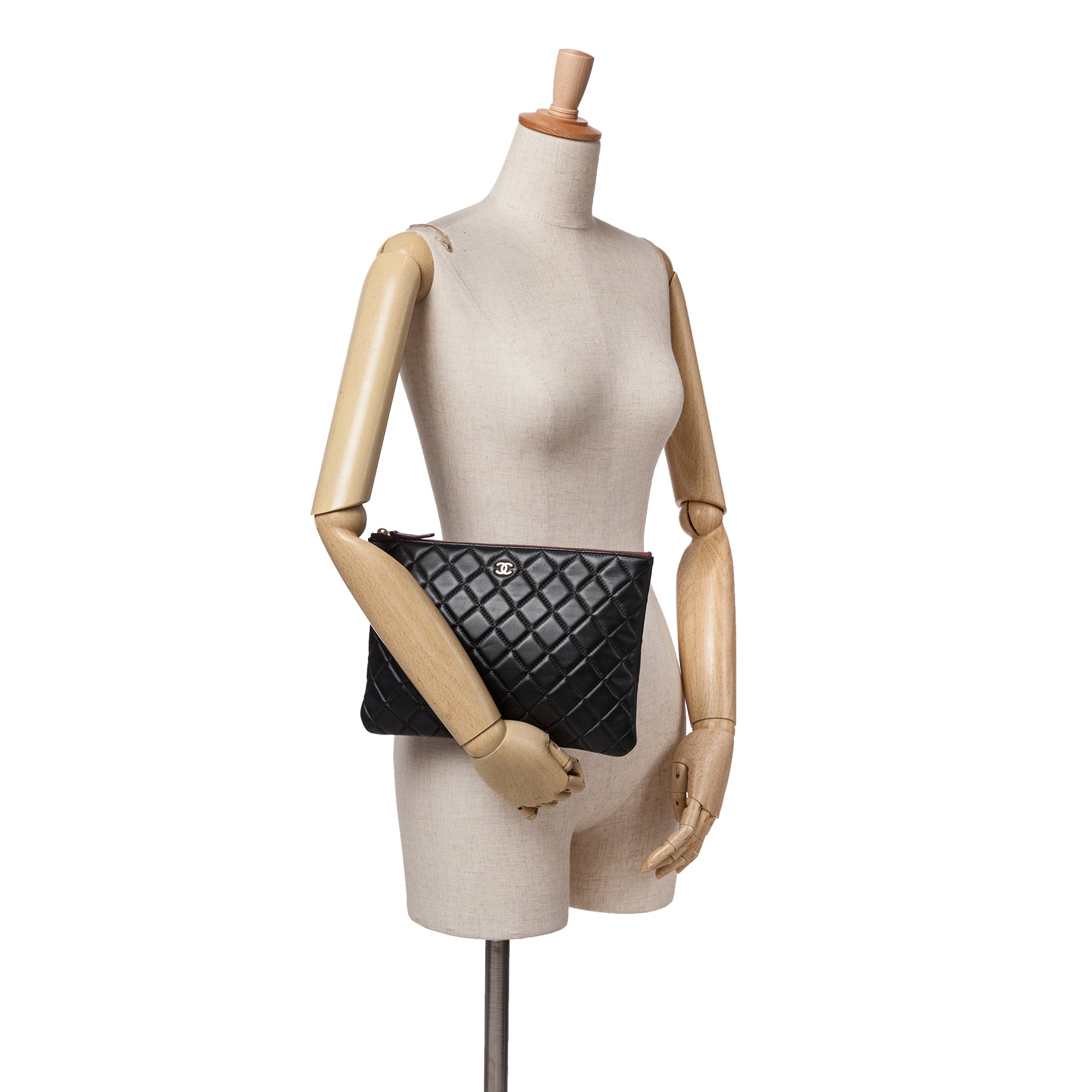 Medium Quilted Lambskin O Case Clutch