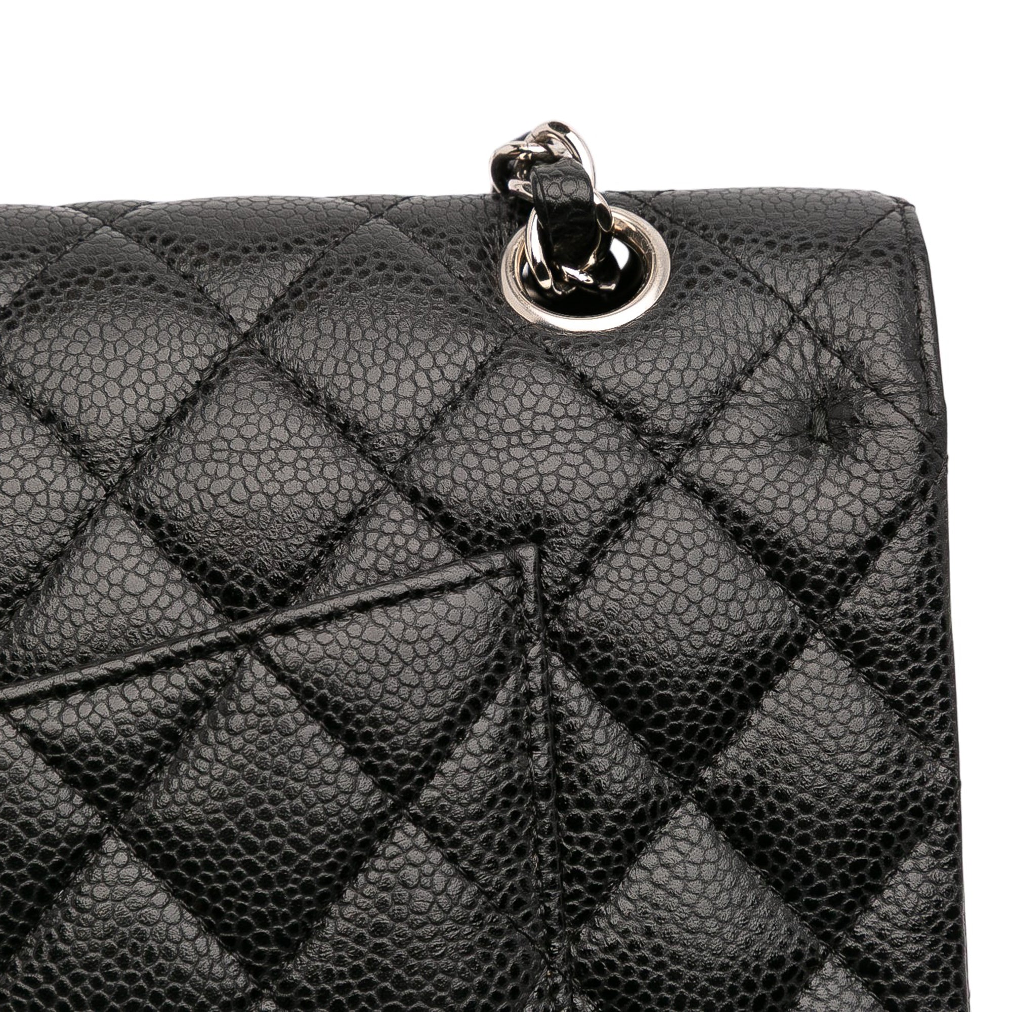 Medium Classic Caviar Double Flap