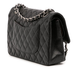 Medium Classic Caviar Double Flap