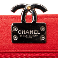 Grained Calfskin CC Box Wallet On Chain