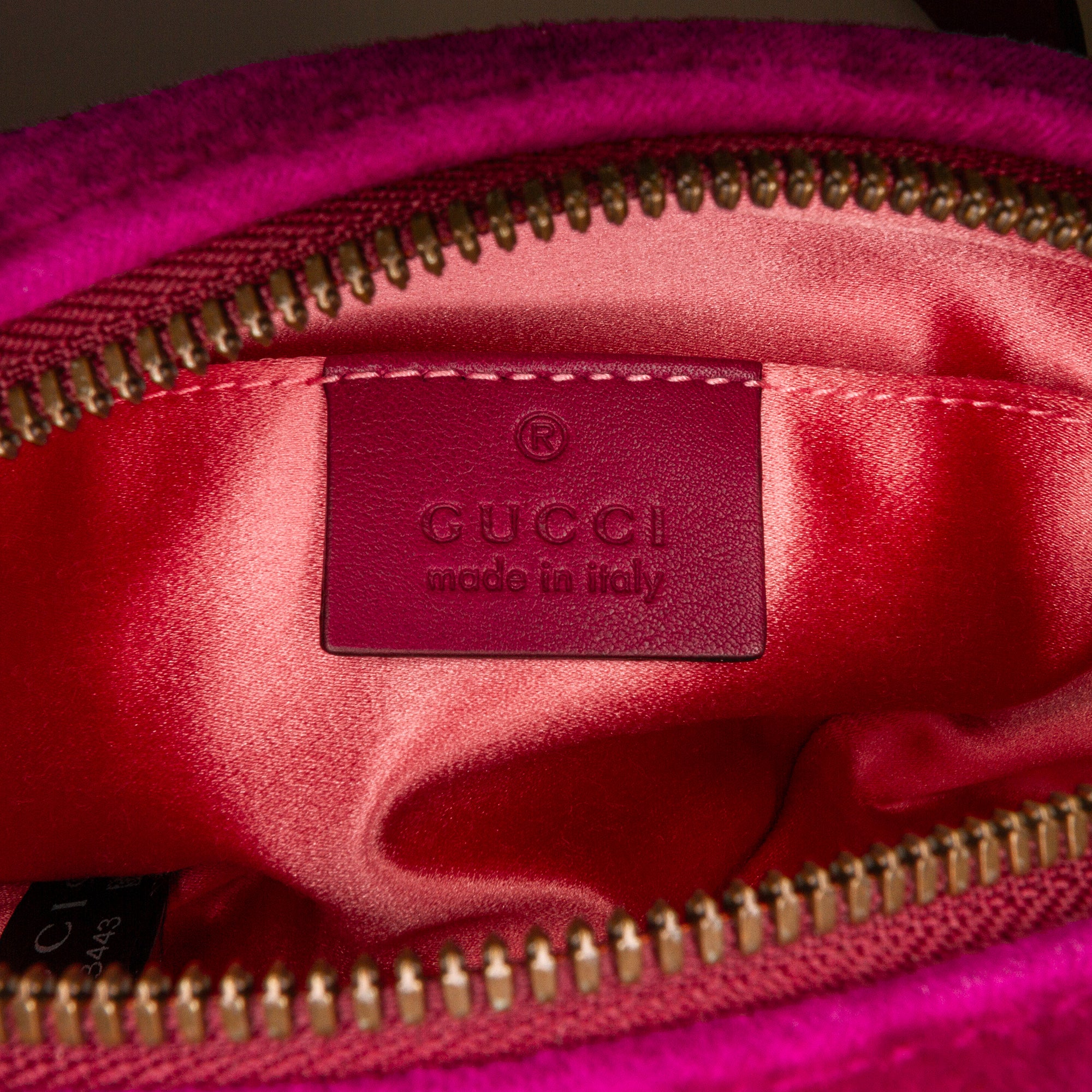 GG Marmont Velvet Belt Bag_6