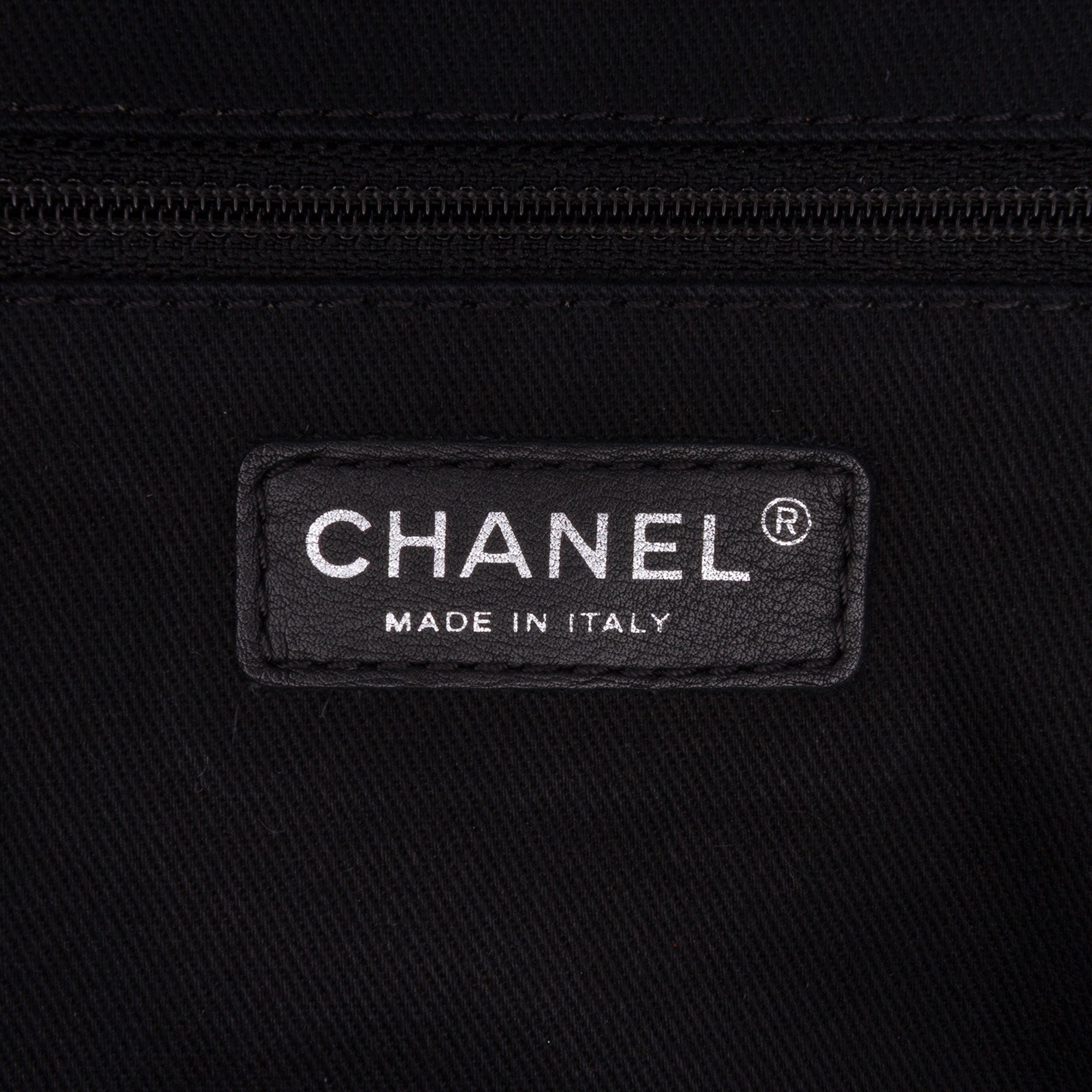 Jumbo Quilted Caviar Easy Flap Bag