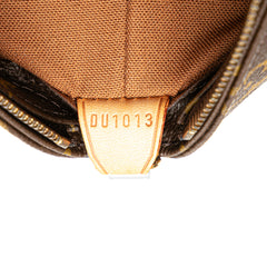 Monogram Cabas Mezzo