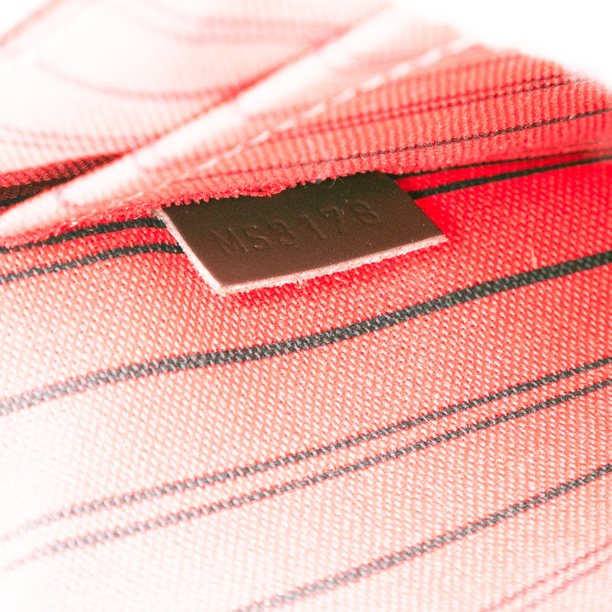 Damier Ebene Travel Patches Neverfull MM Pouch