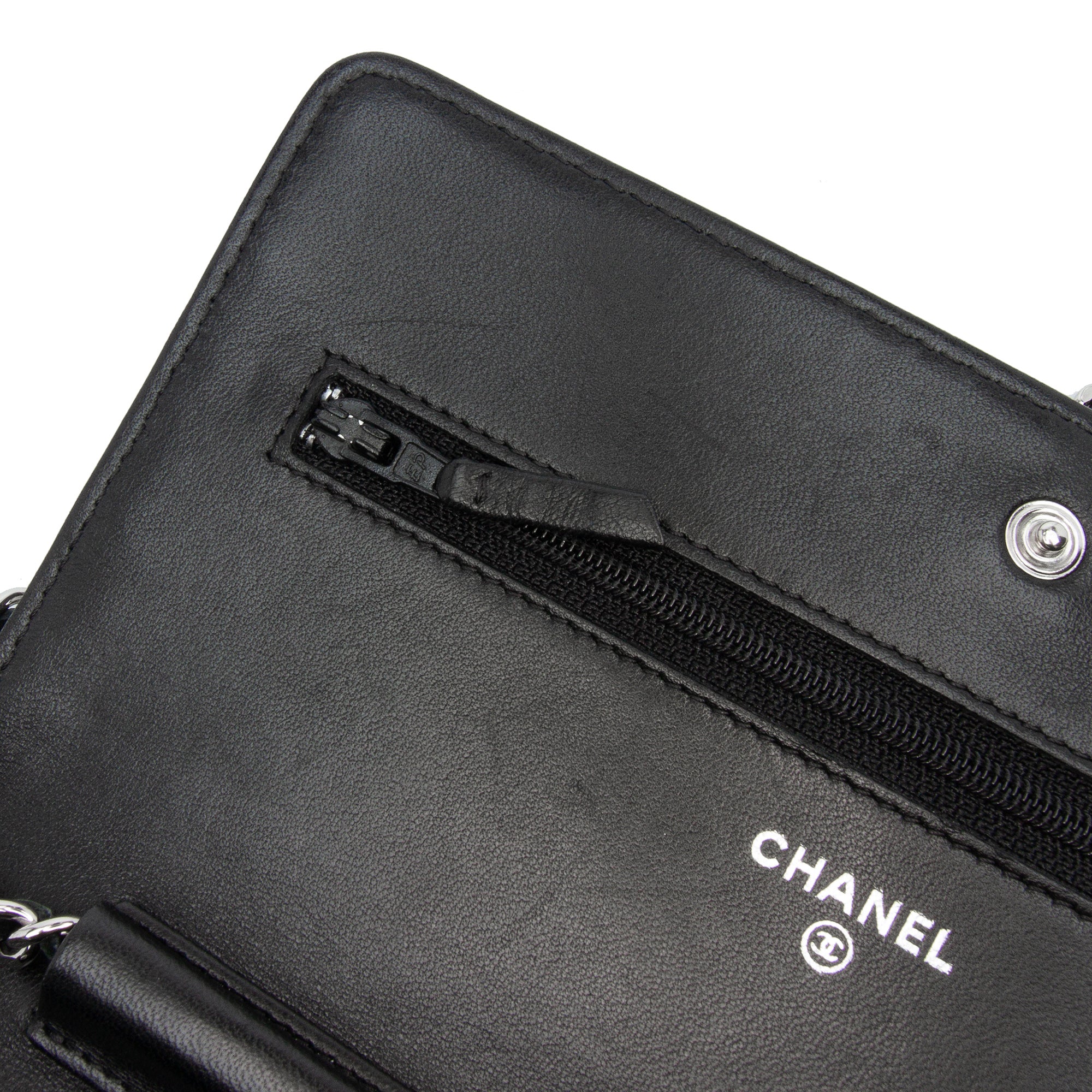 CC Quilted Crinkled Patent Wallet On Chain
