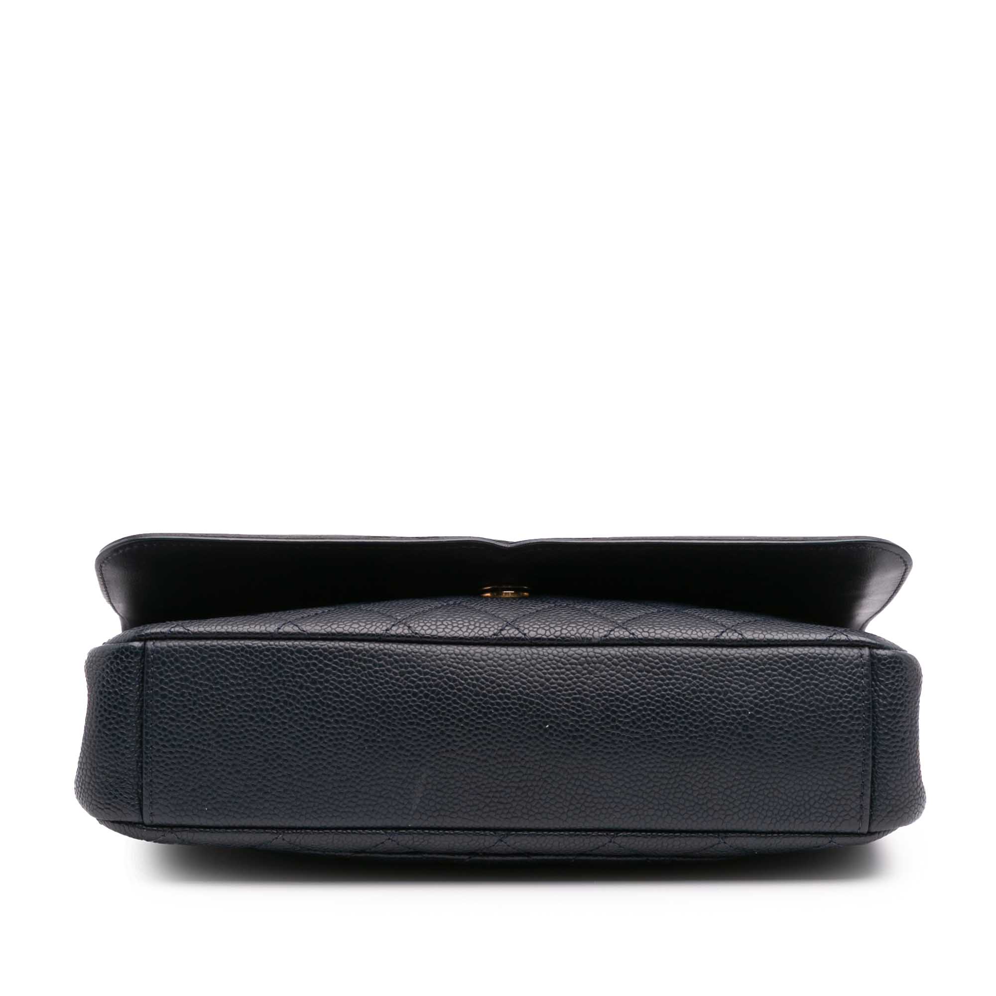 Medium Bicolor Caviar CC Filigree Flap