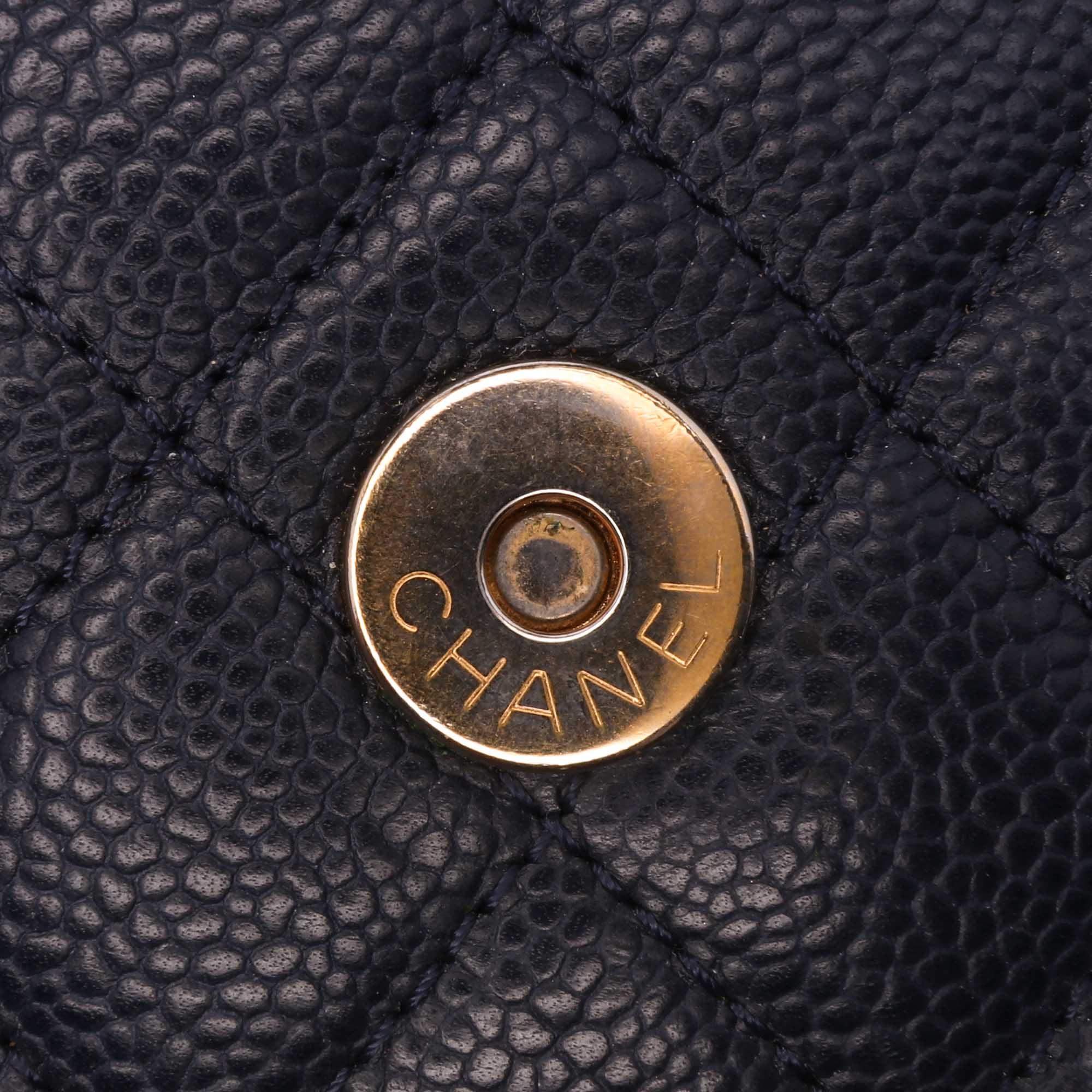 Medium Bicolor Caviar CC Filigree Flap