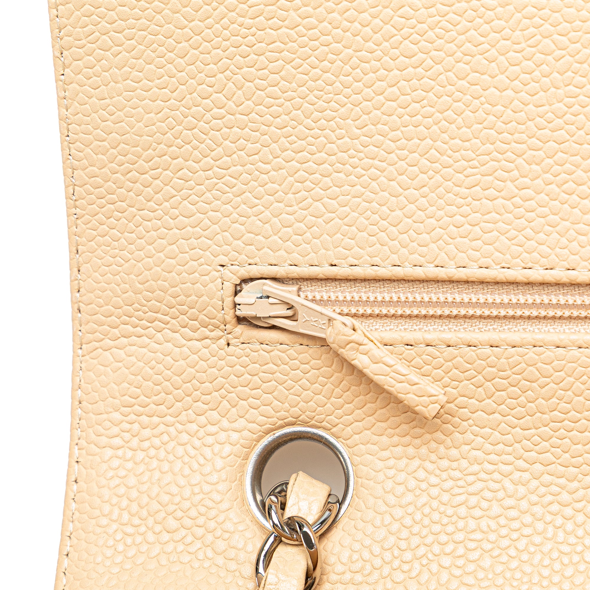Medium Classic Caviar Double Flap