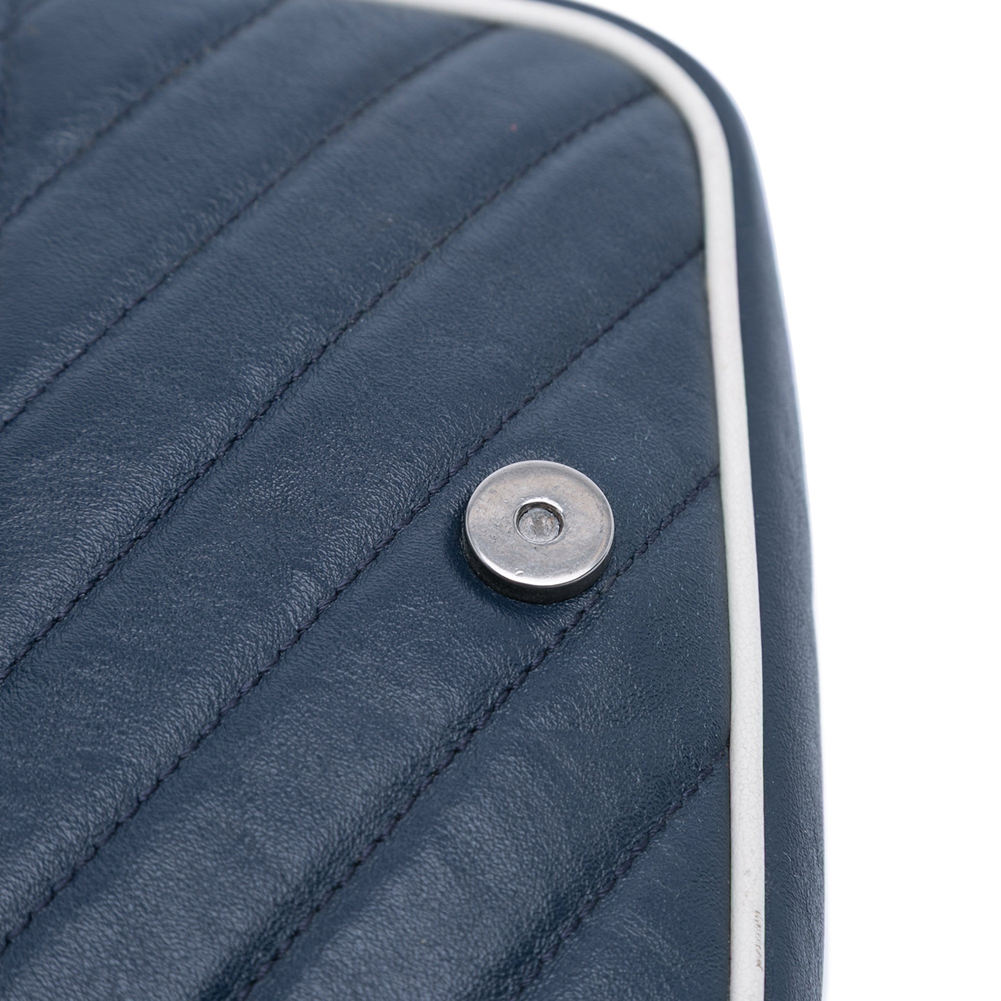 Super Mini GG Marmont Matelasse Leather Torchon Flap Crossbody