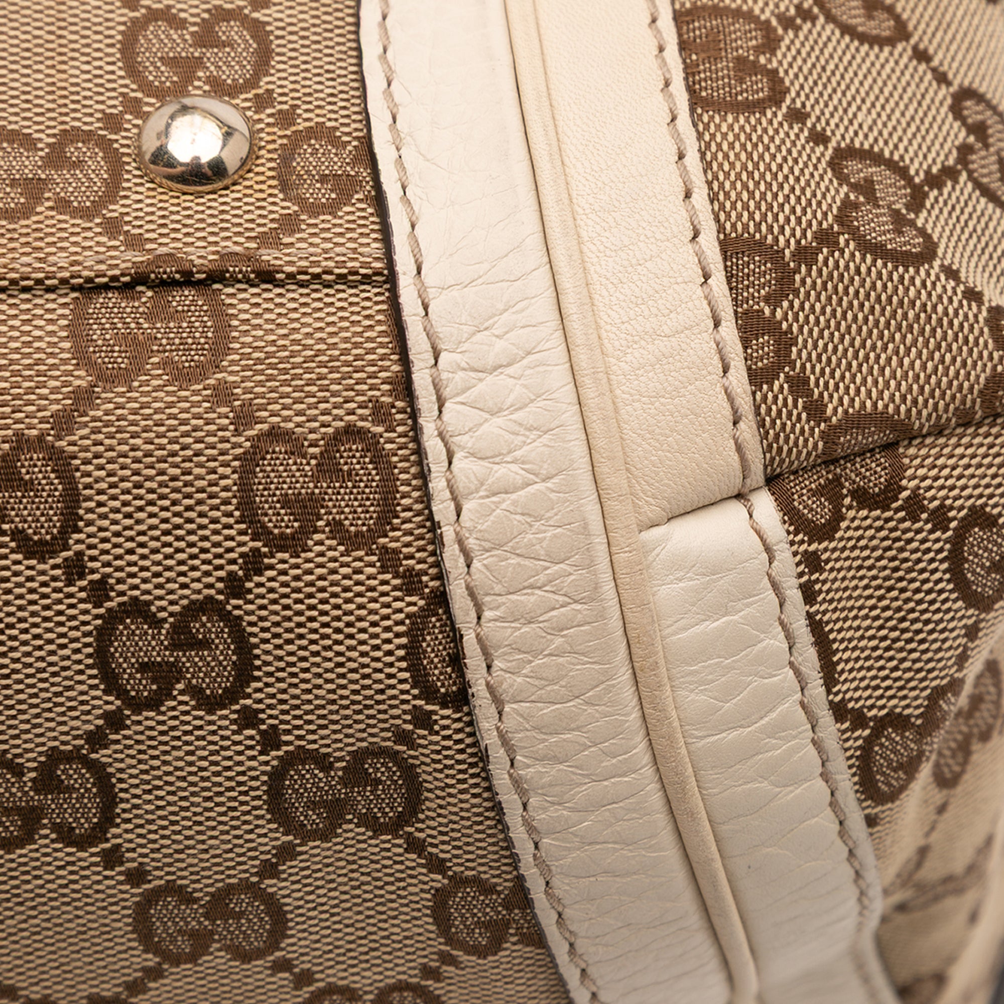 Medium GG Canvas Bella Shoulder Bag