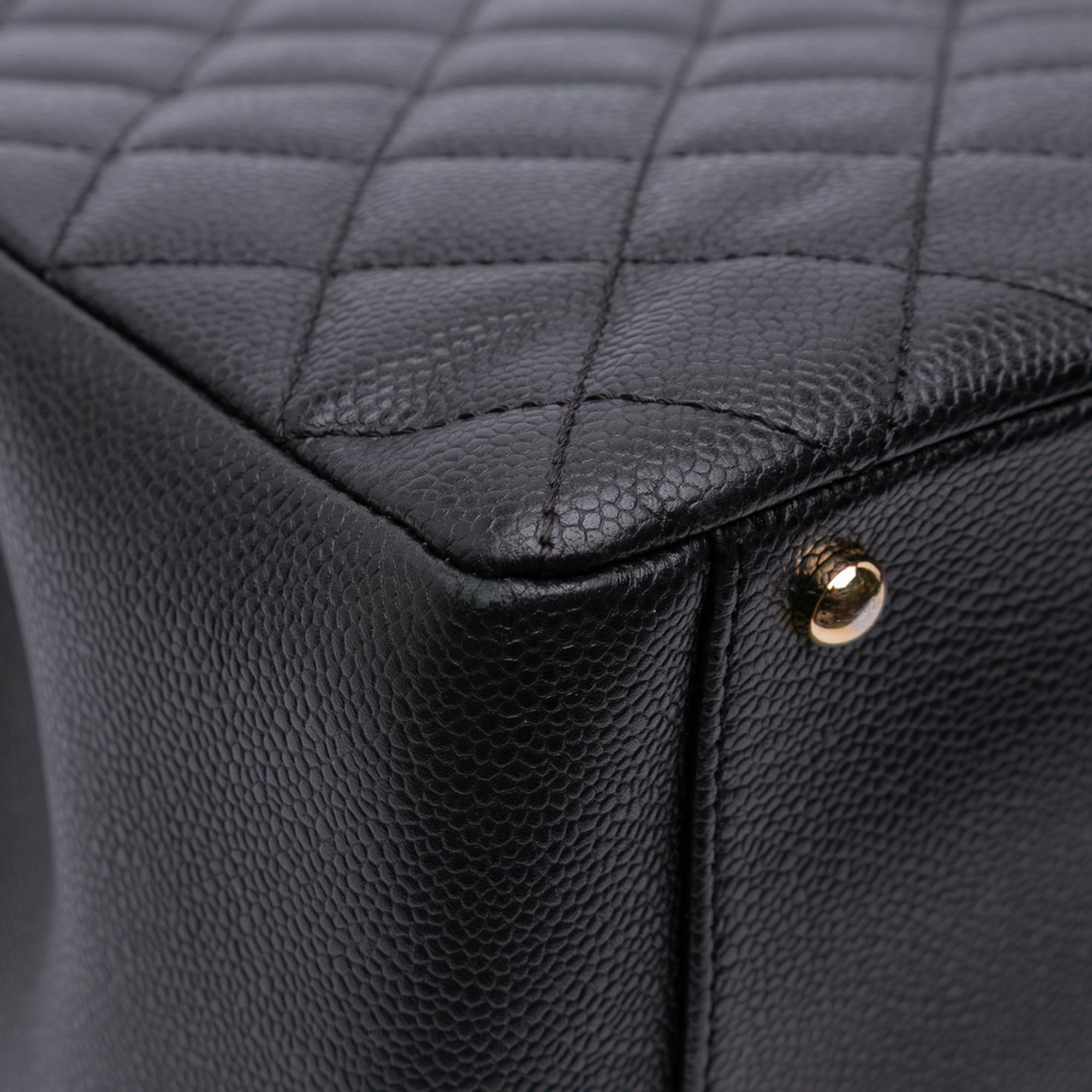 Caviar Grand Shopping Tote XL