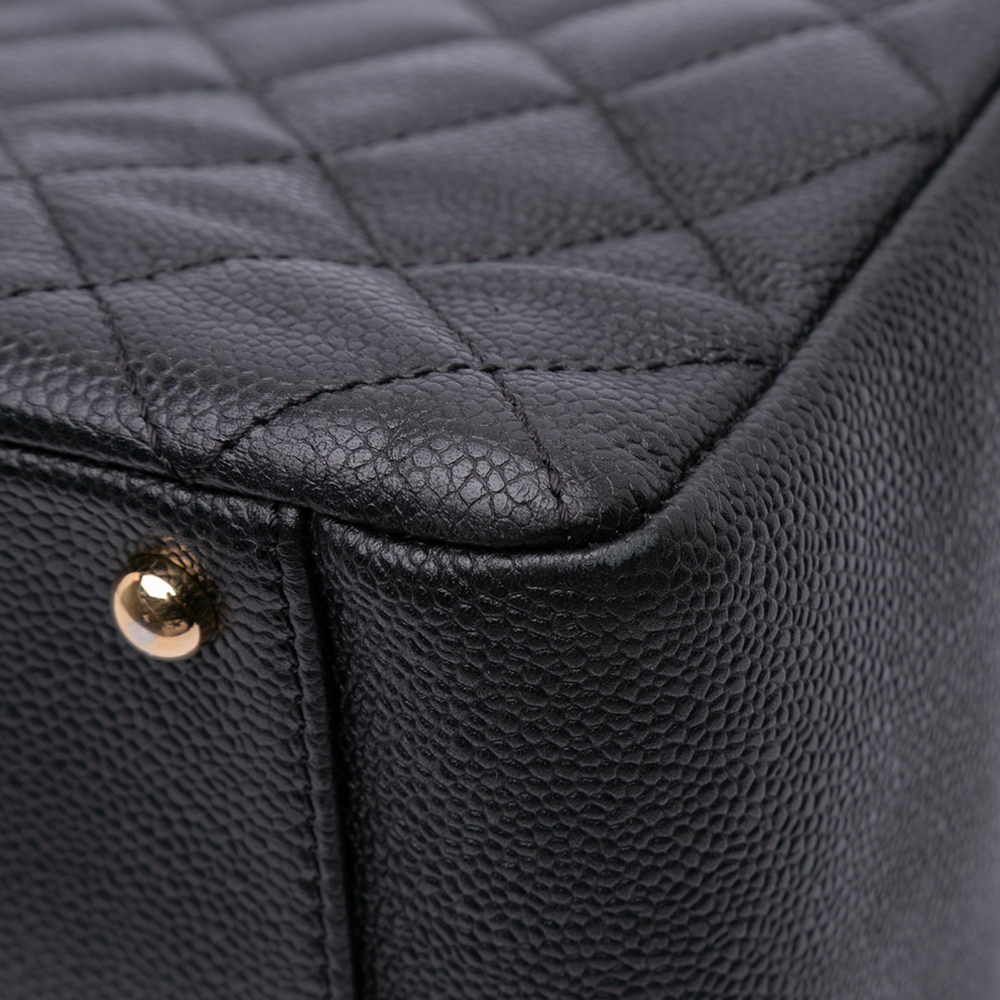 Caviar Grand Shopping Tote XL