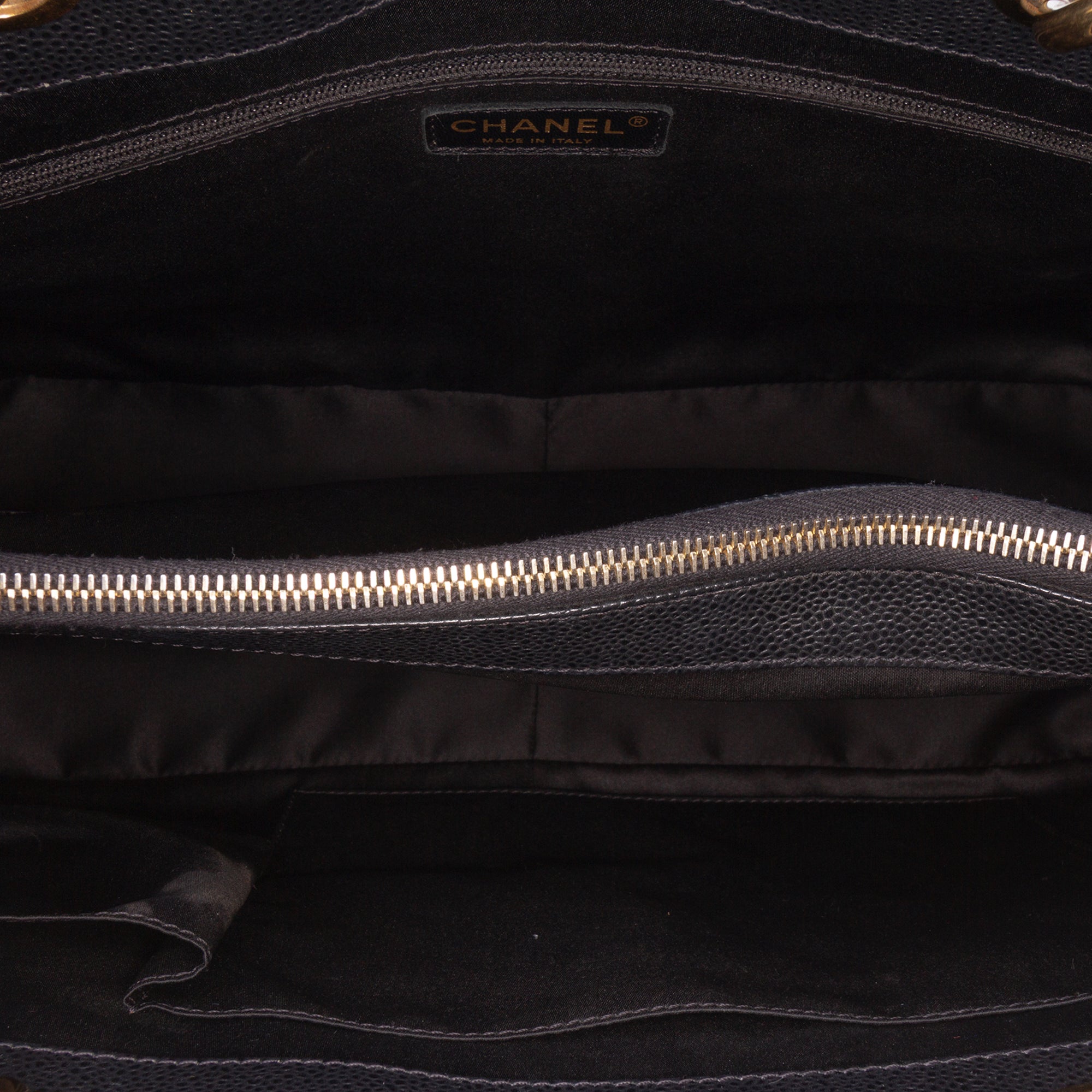 Caviar Grand Shopping Tote XL