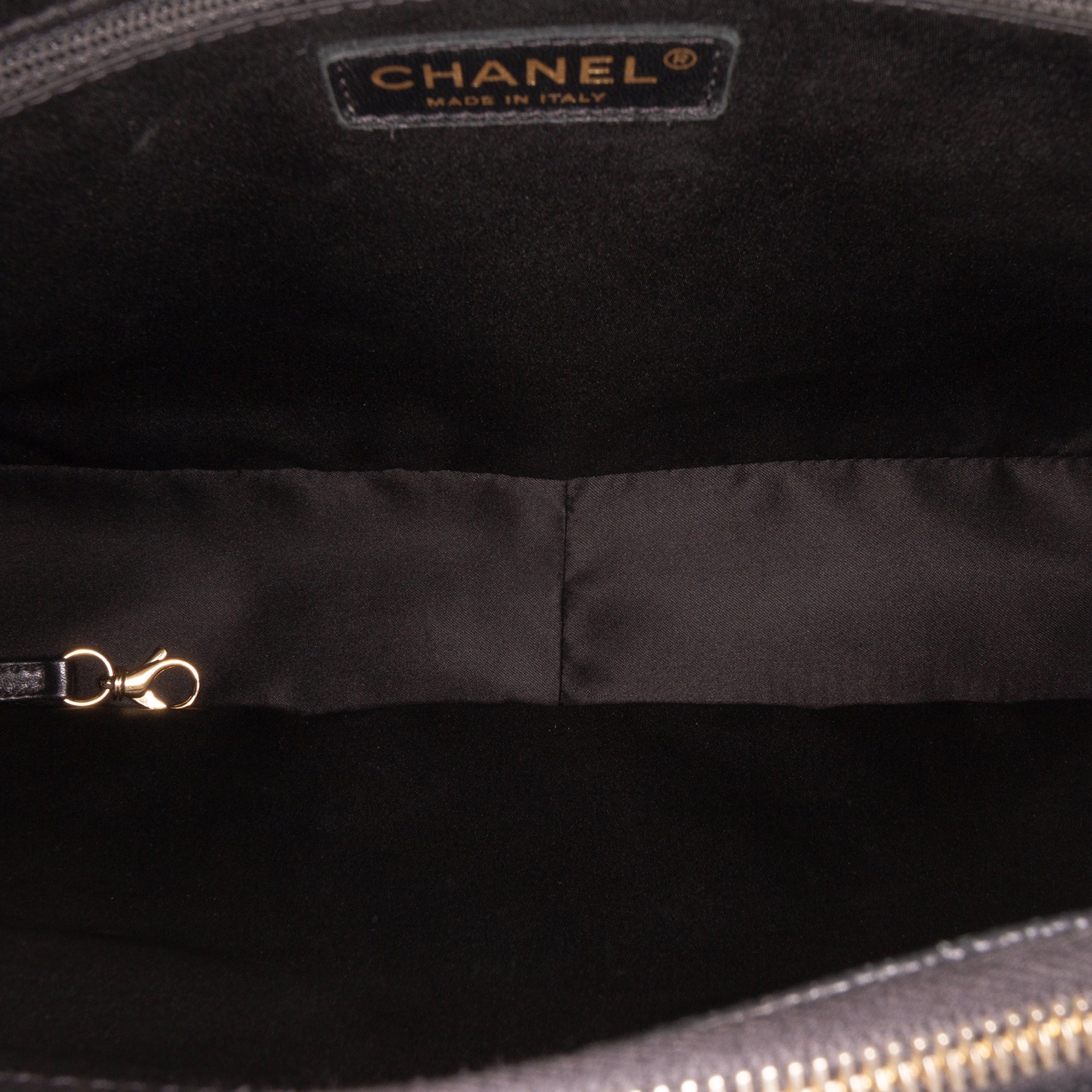 Caviar Grand Shopping Tote XL