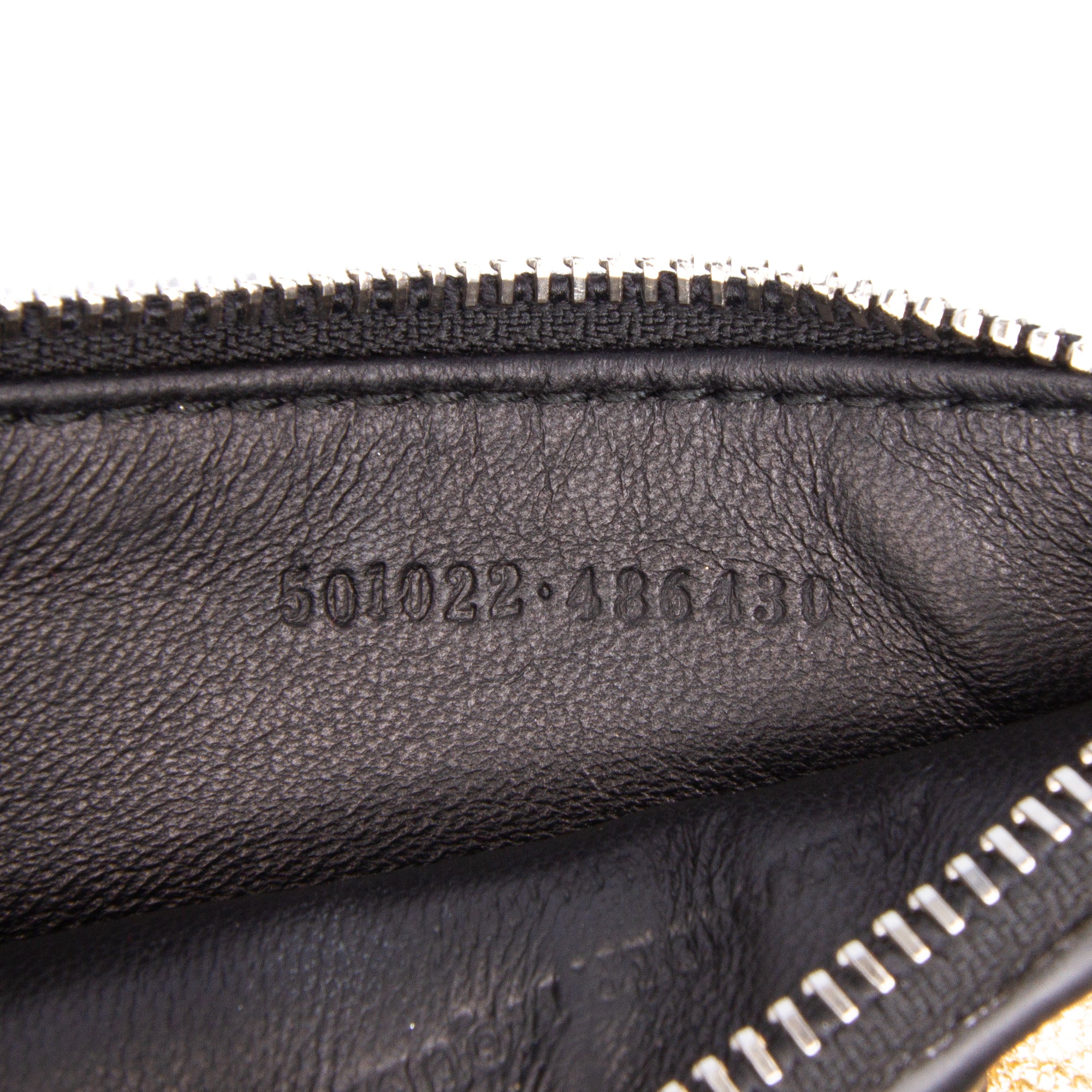 Metallic Leather Skull Charm Zip Card Holder