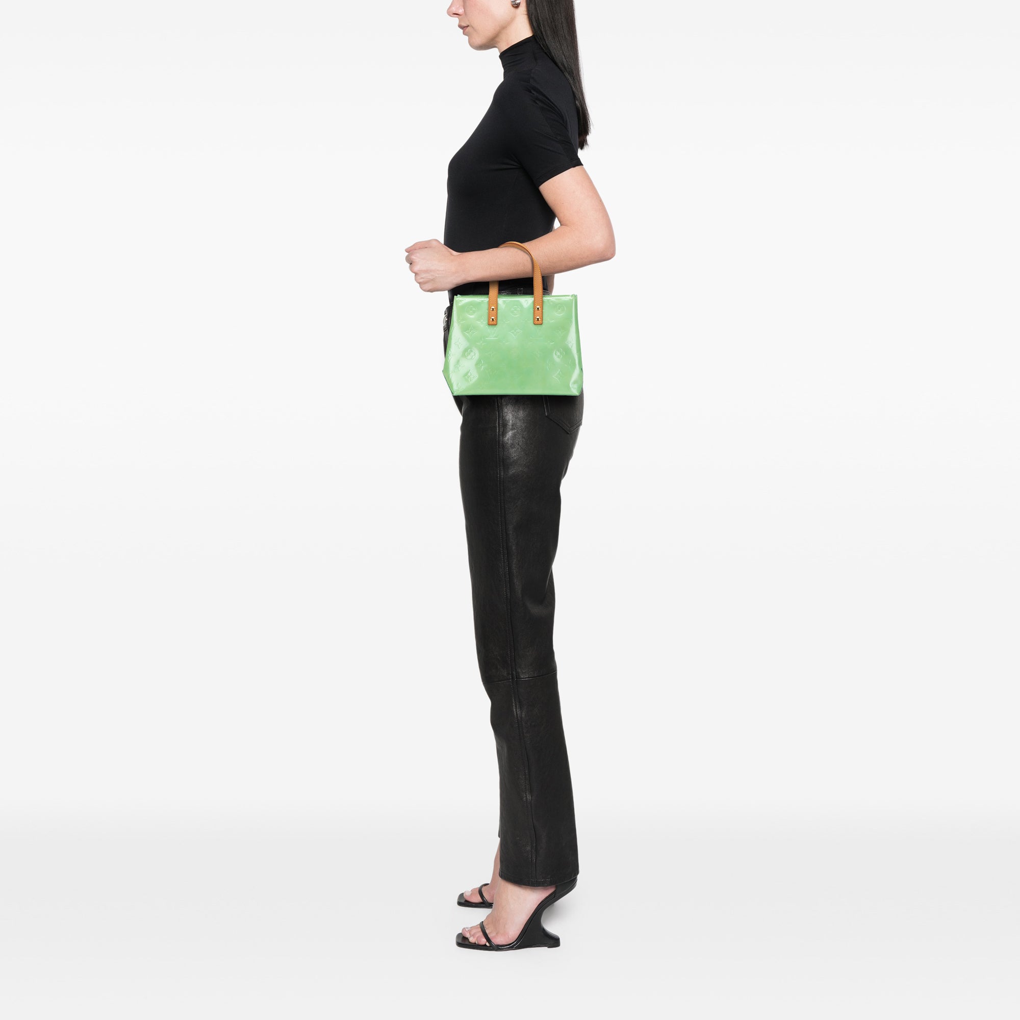 Monogram Vernis Reade PM