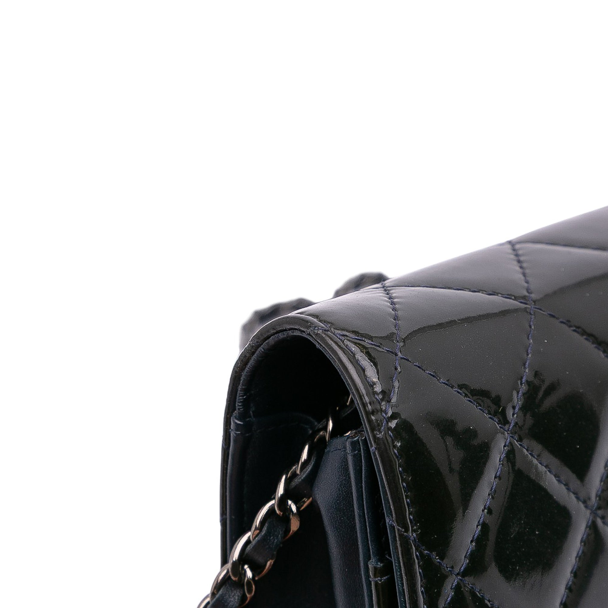 CC Quilted Patent Wallet On Chain