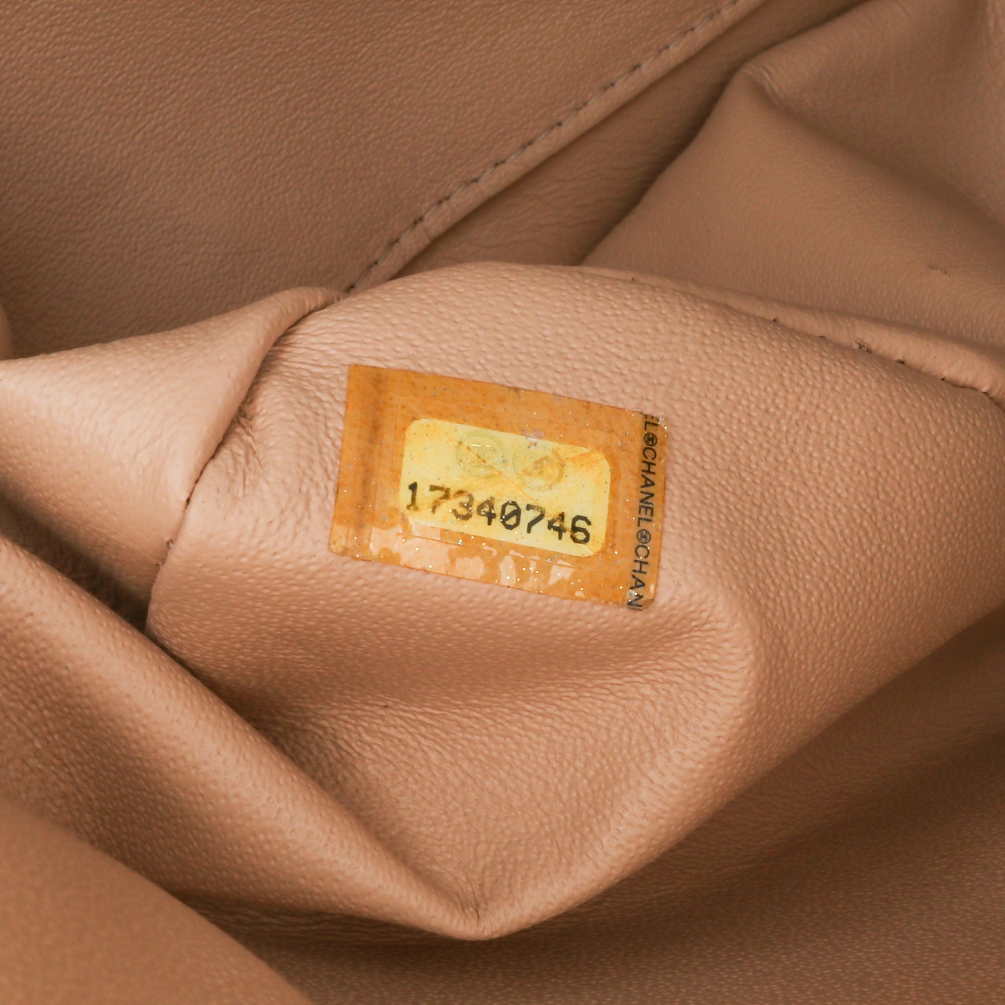 Jumbo Classic Caviar Double Flap
