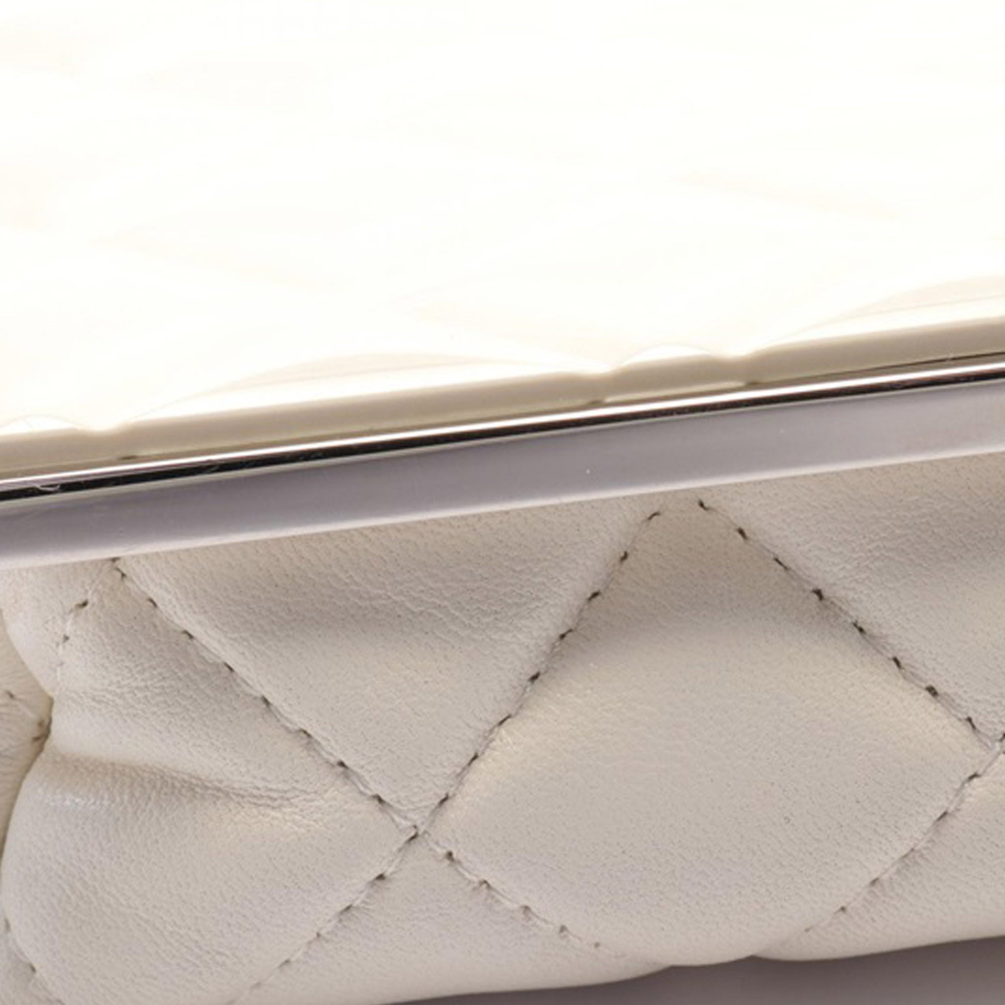 Lambskin and Acrylic Kiss Clutch with Chain