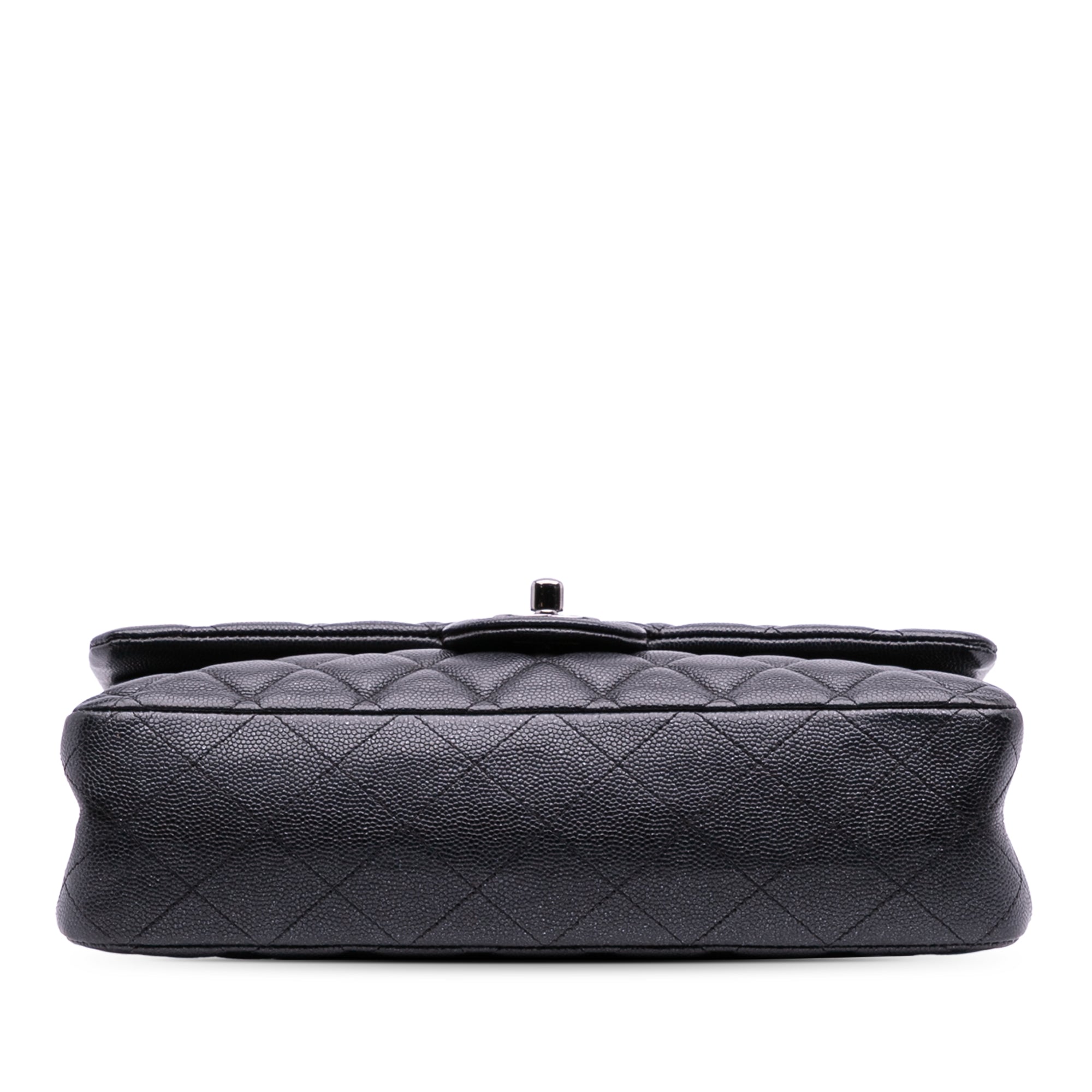 Medium Classic Caviar Double Flap