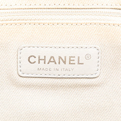 Medium Glazed Calfskin and Caviar Deauville Tote