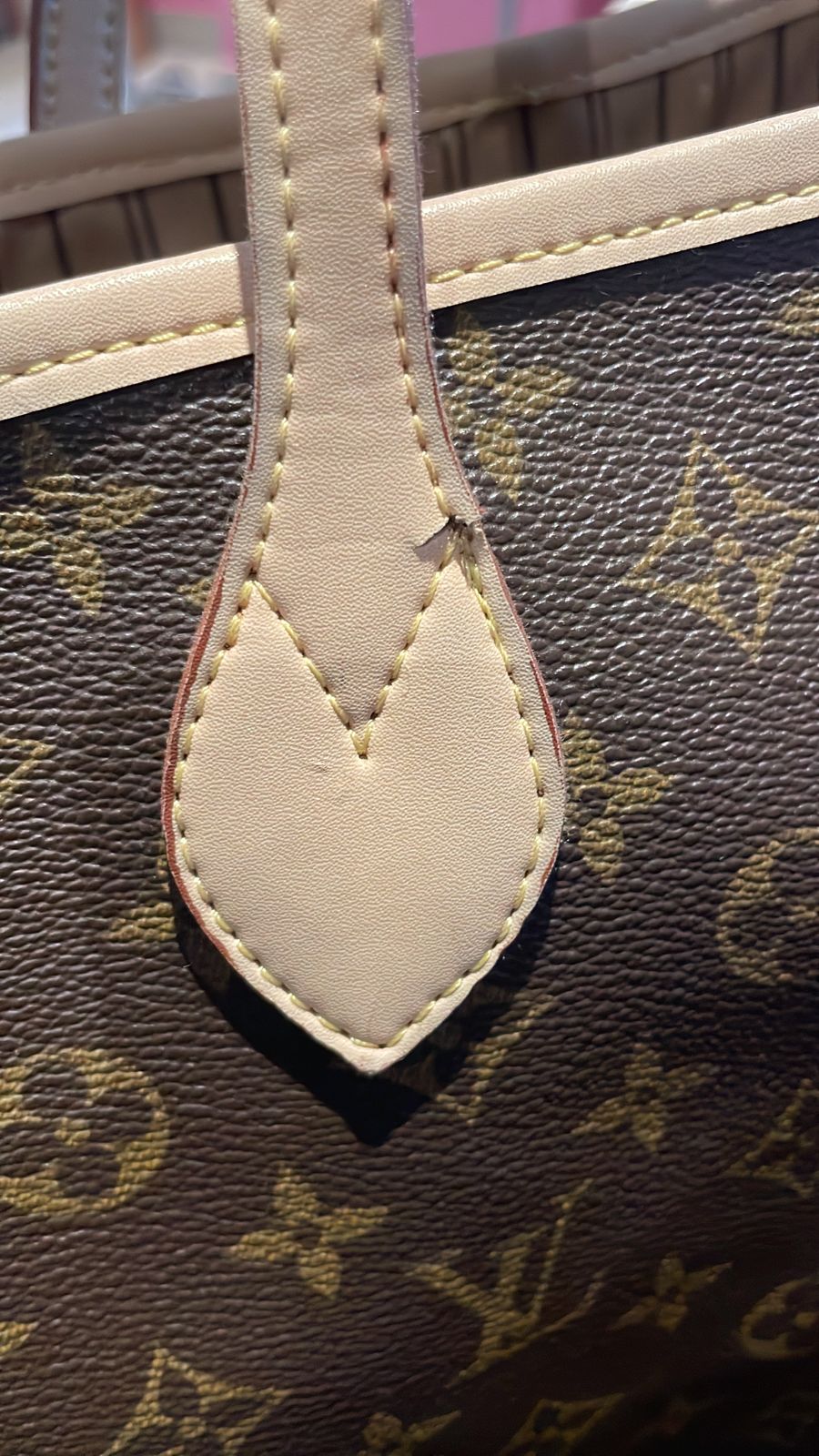 Louis Vuitton Pouch (from Neverfull MM) in Monogram in 2023