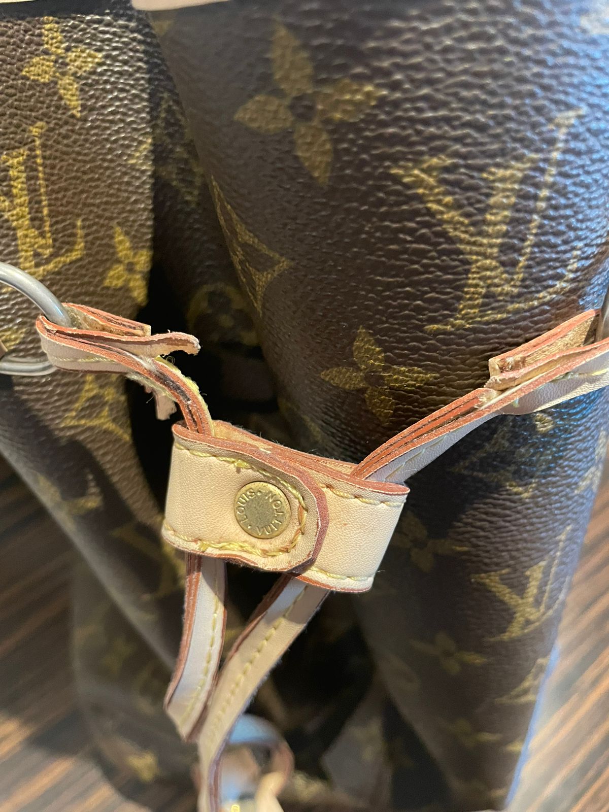 Leather Bag Handle Replacement: Louis Vuitton Neverfull 
