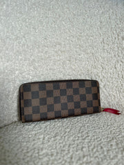 Louis Vuitton Damier Zippy Wallet