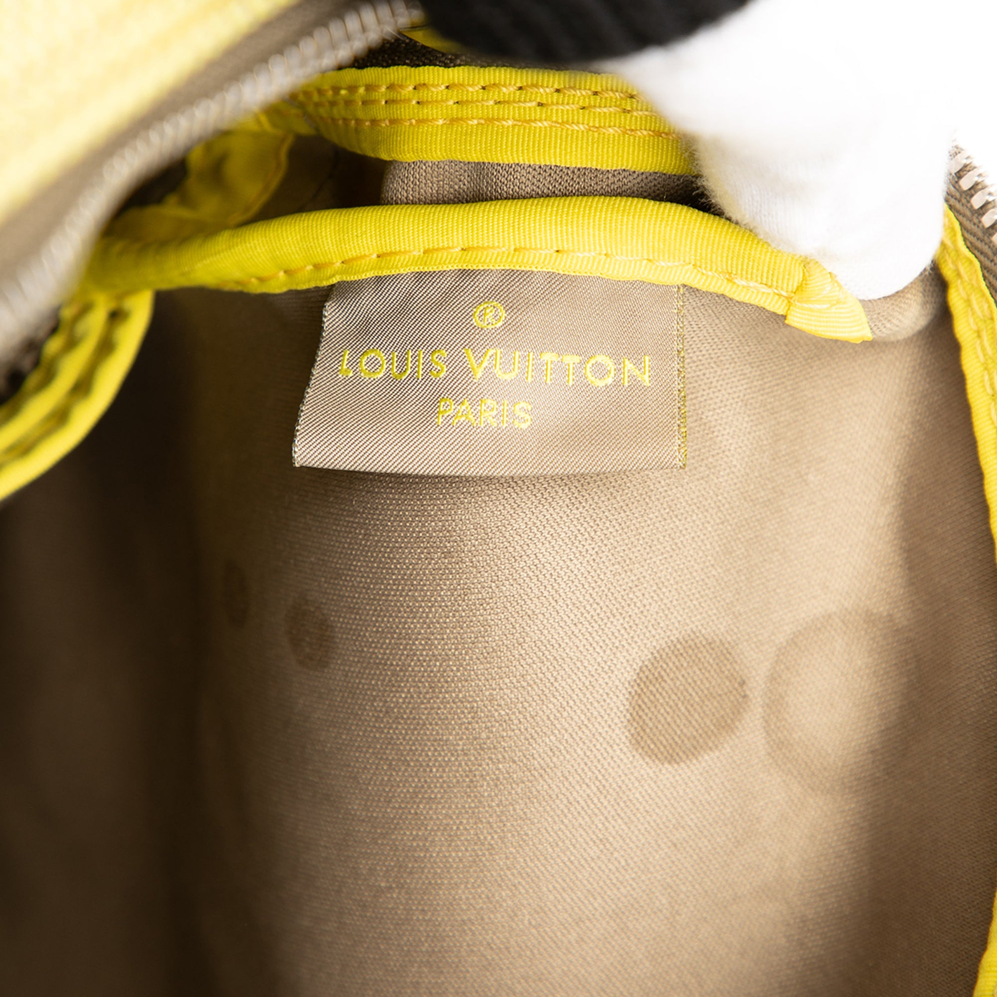 Damier Geant LV Cup Weatherly