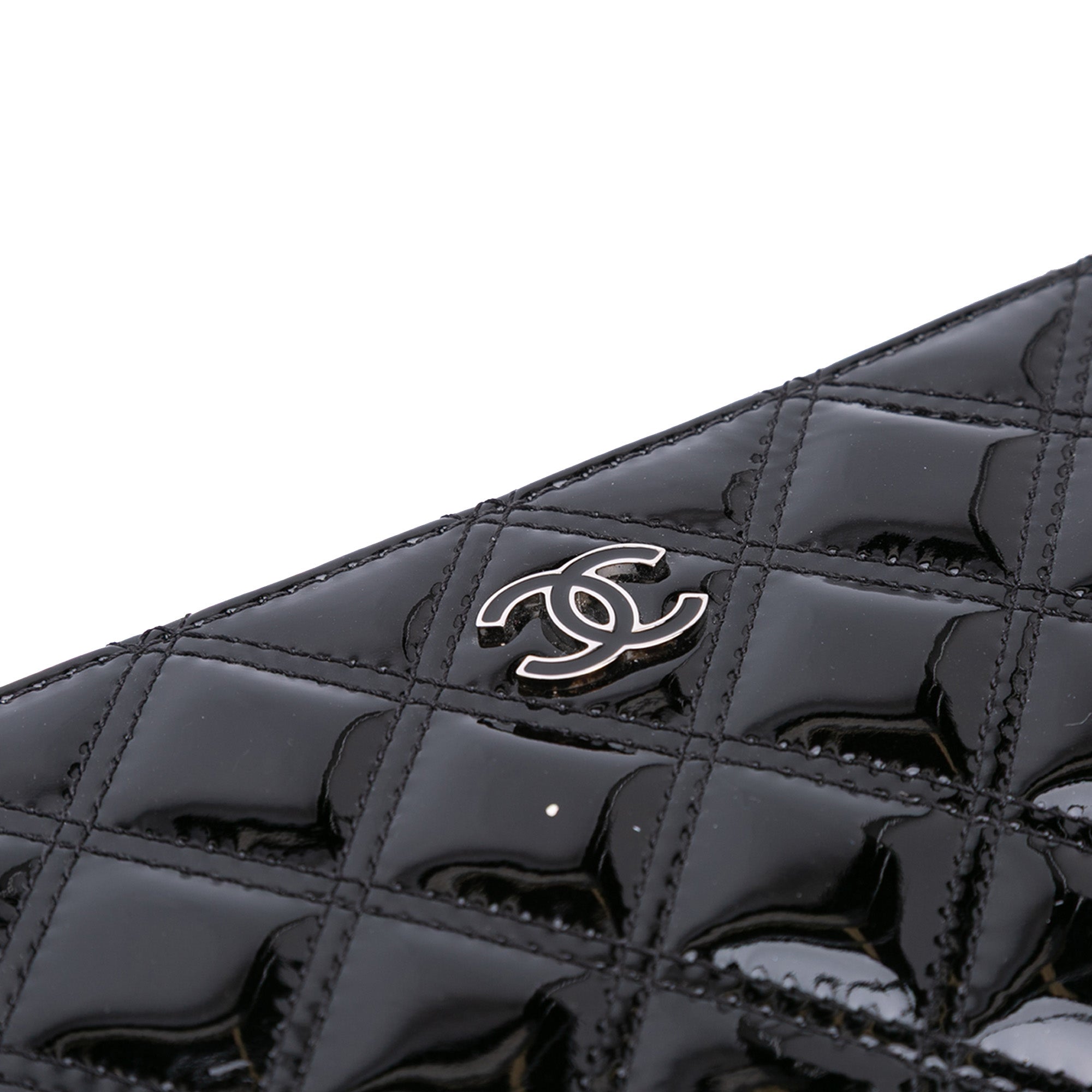 Medium Quilted Patent O Case Clutch