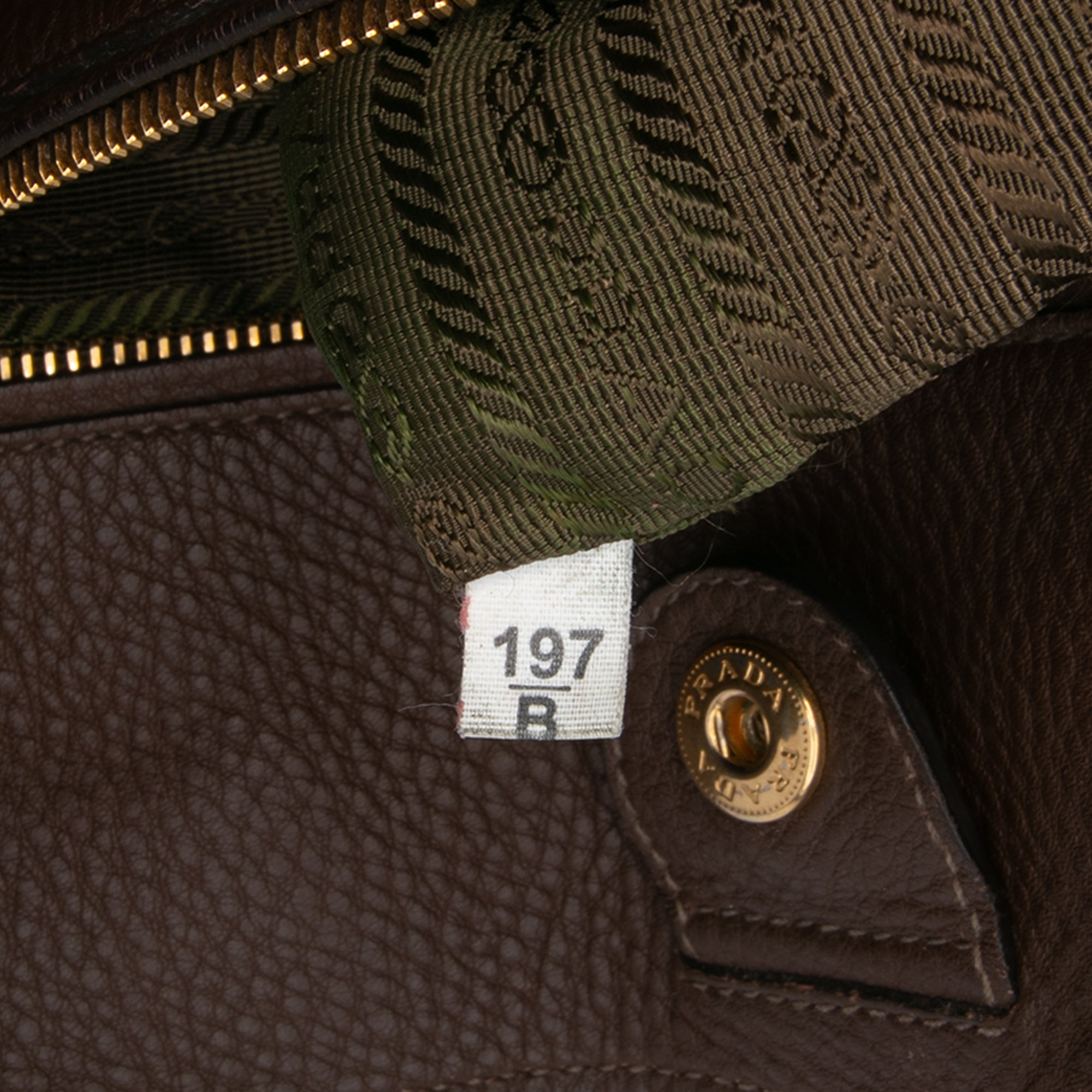 Vitello Daino Side Zip Shopper Tote