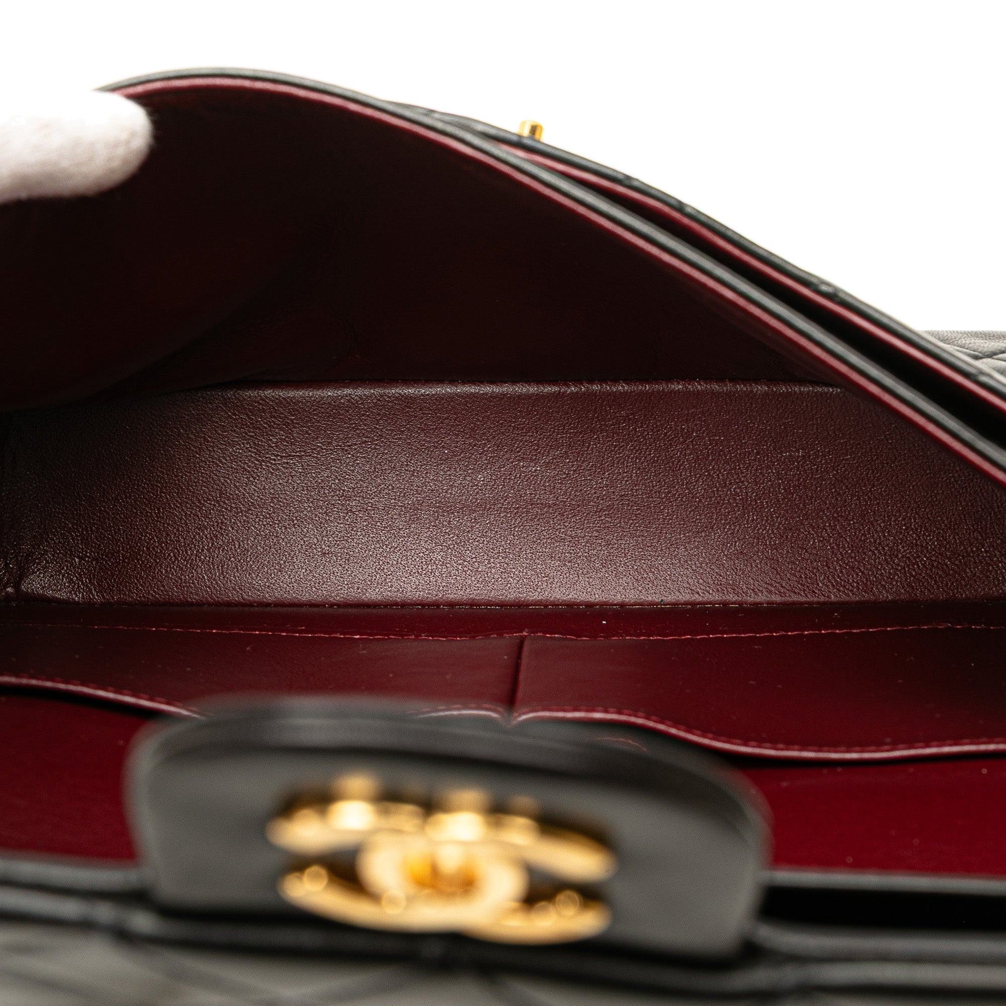 Medium Classic Lambskin Double Flap