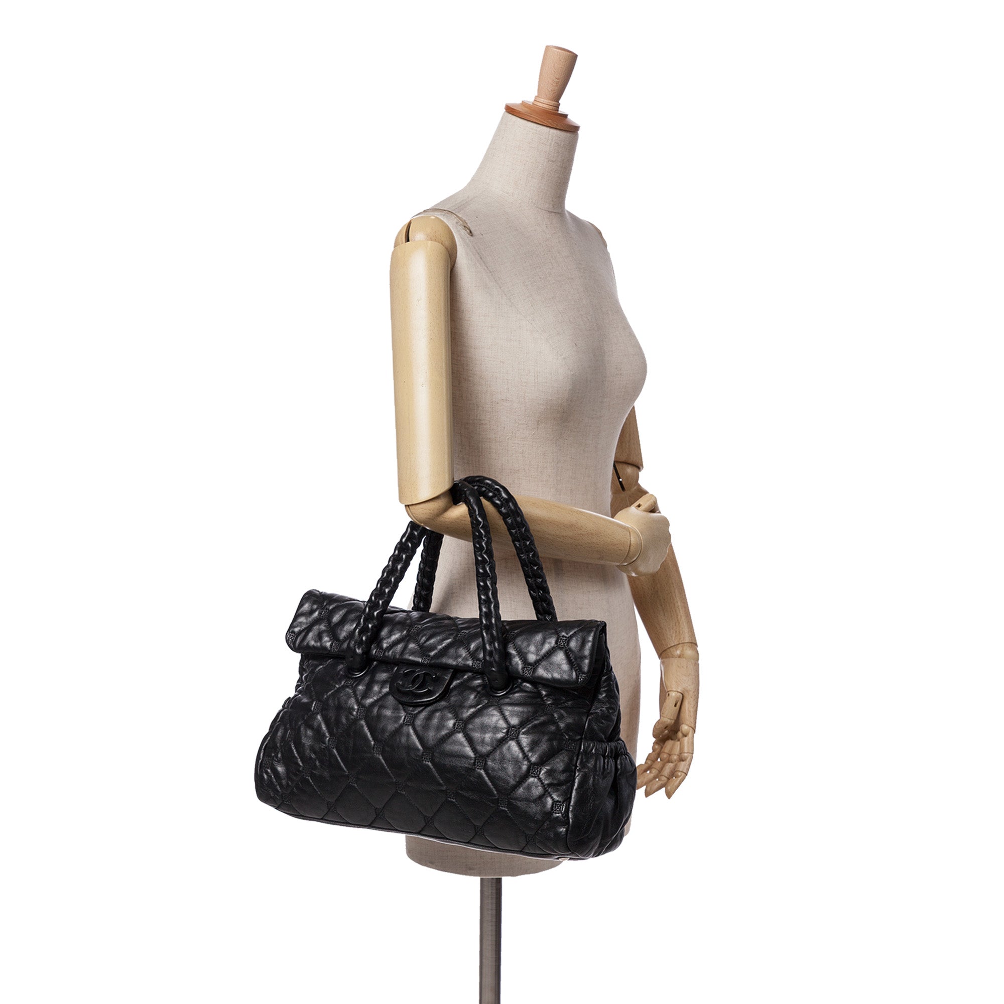 CC Quilted Lambskin So Black Hidden Chain Flap Handbag