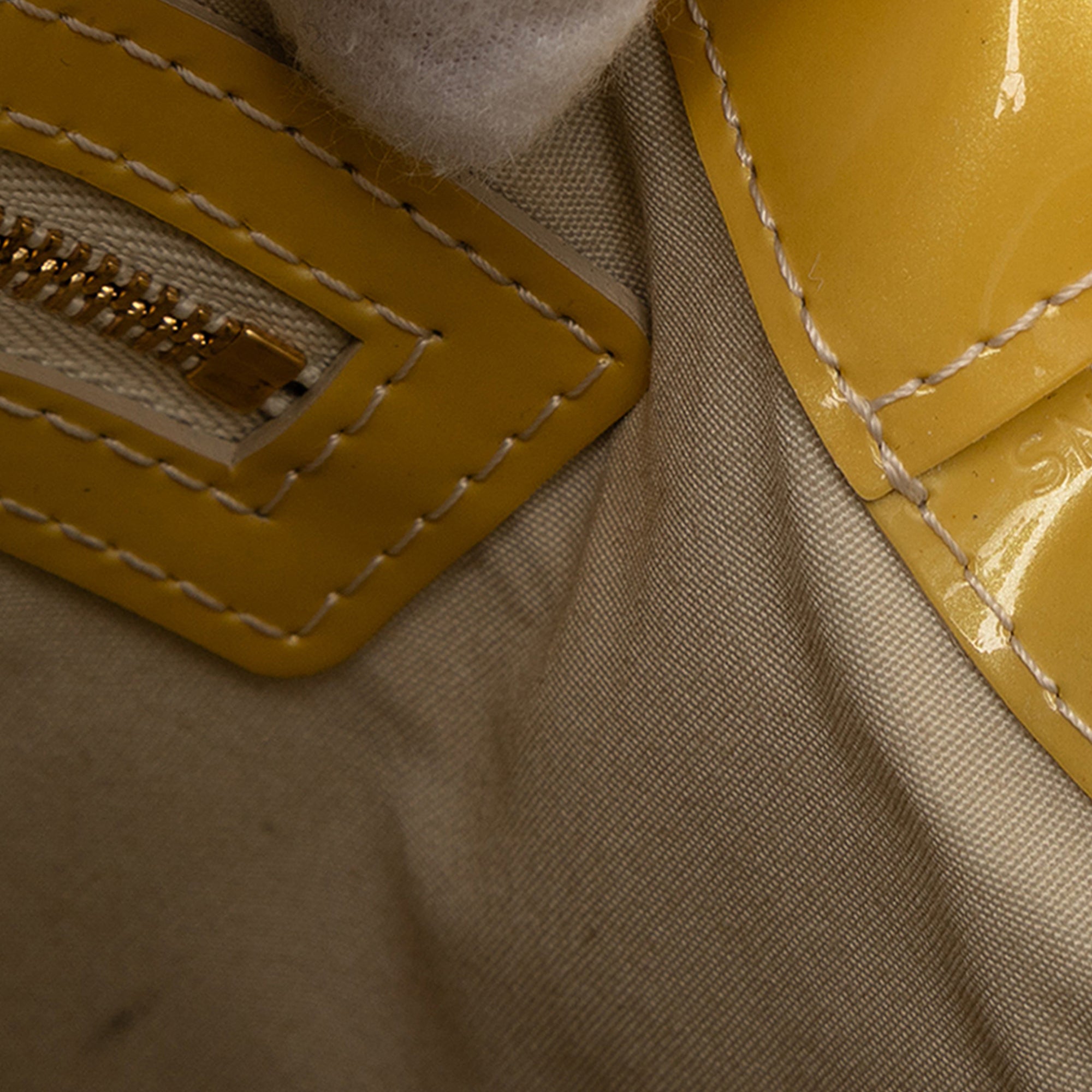 Monogram Vernis Wilshire PM