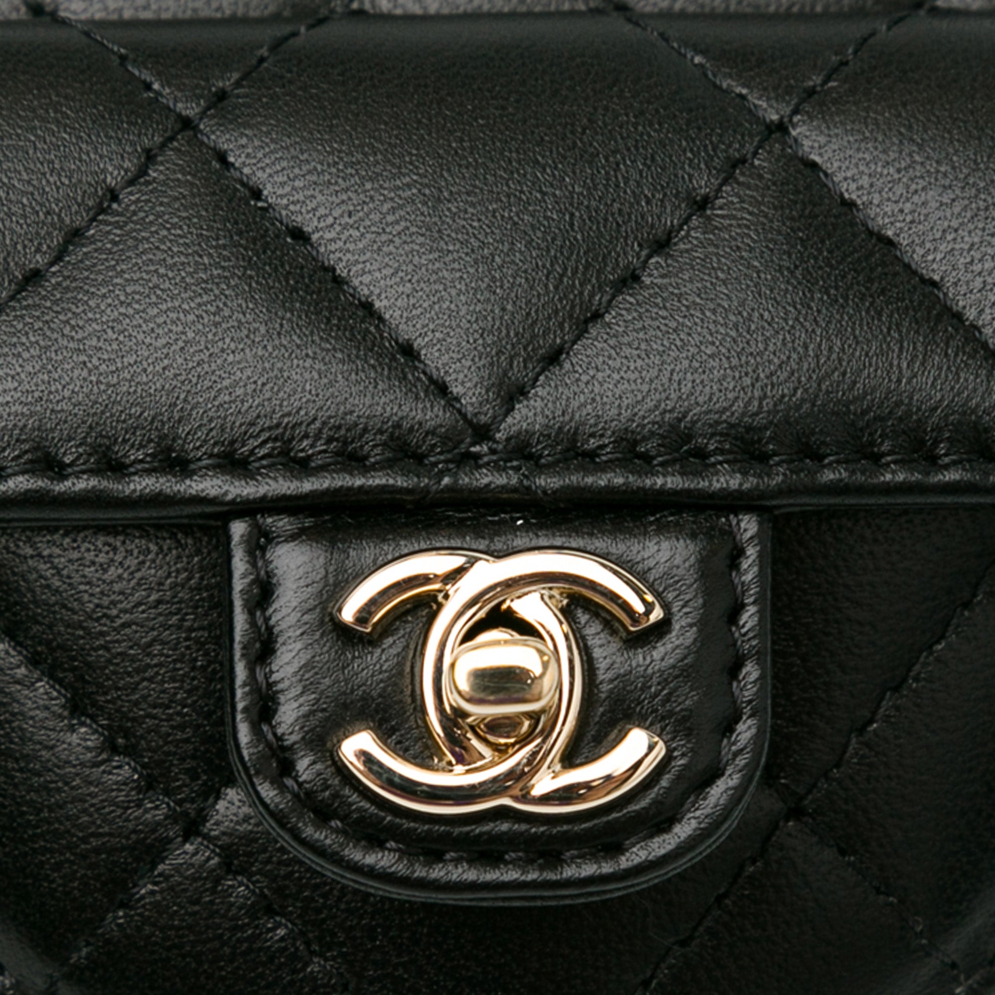 Lambskin CC In Love Heart Zipped Arm Coin Purse