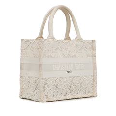 Small D-Lace Embroidery Book Tote_1