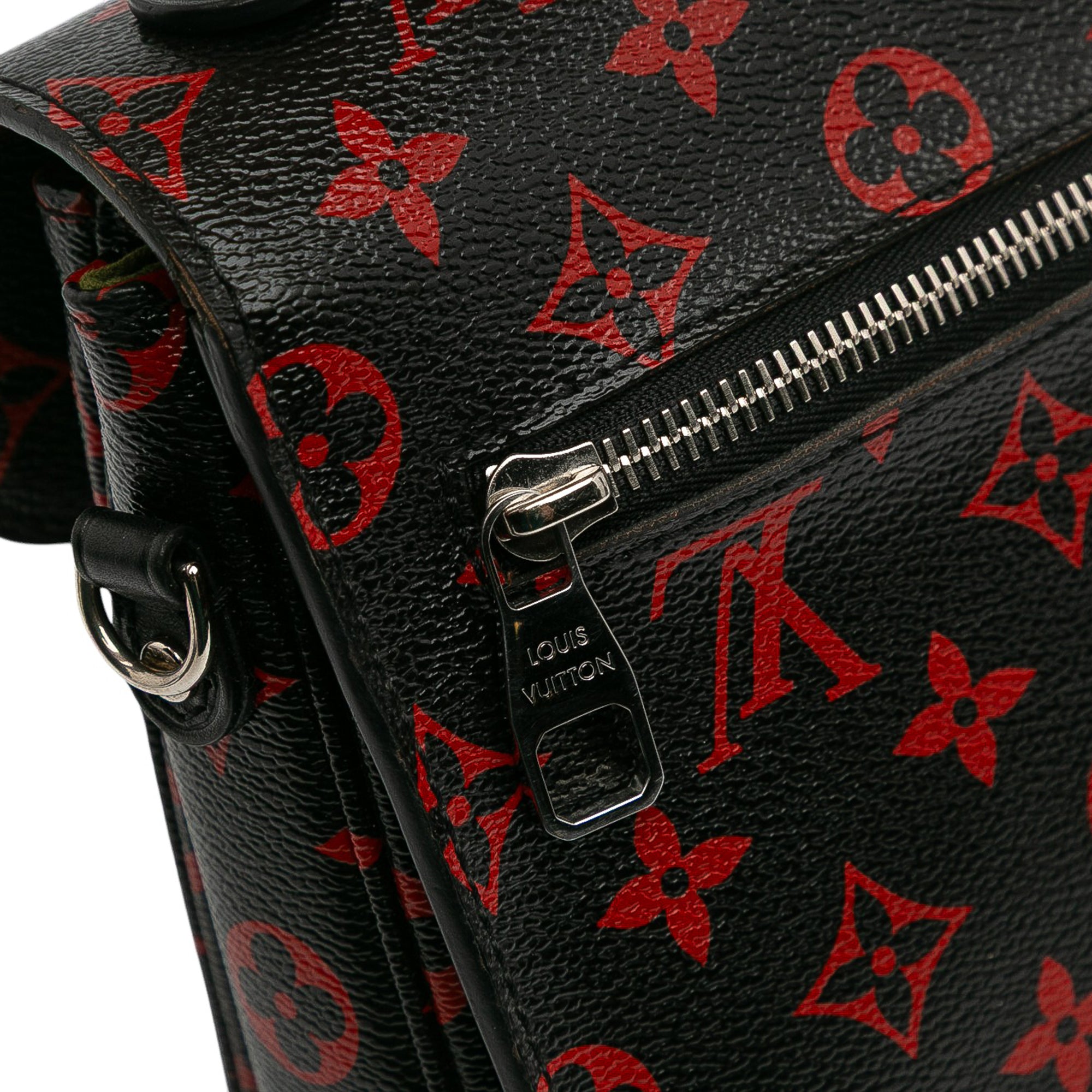 Monogram Infrarouge Pochette Metis