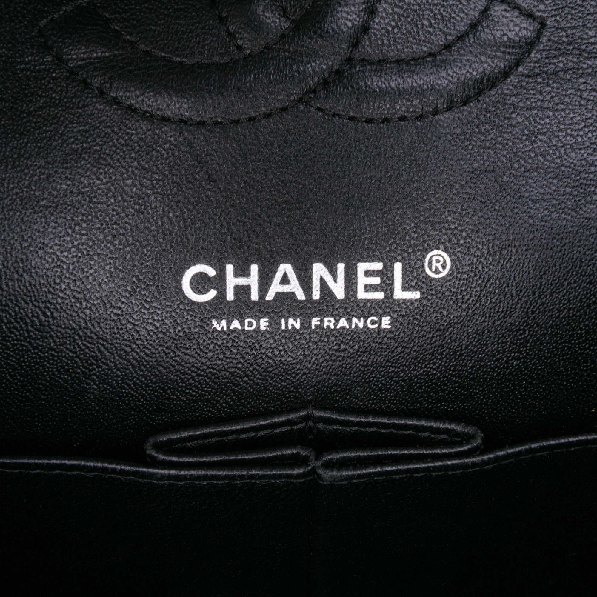 Medium Classic Caviar Double Flap