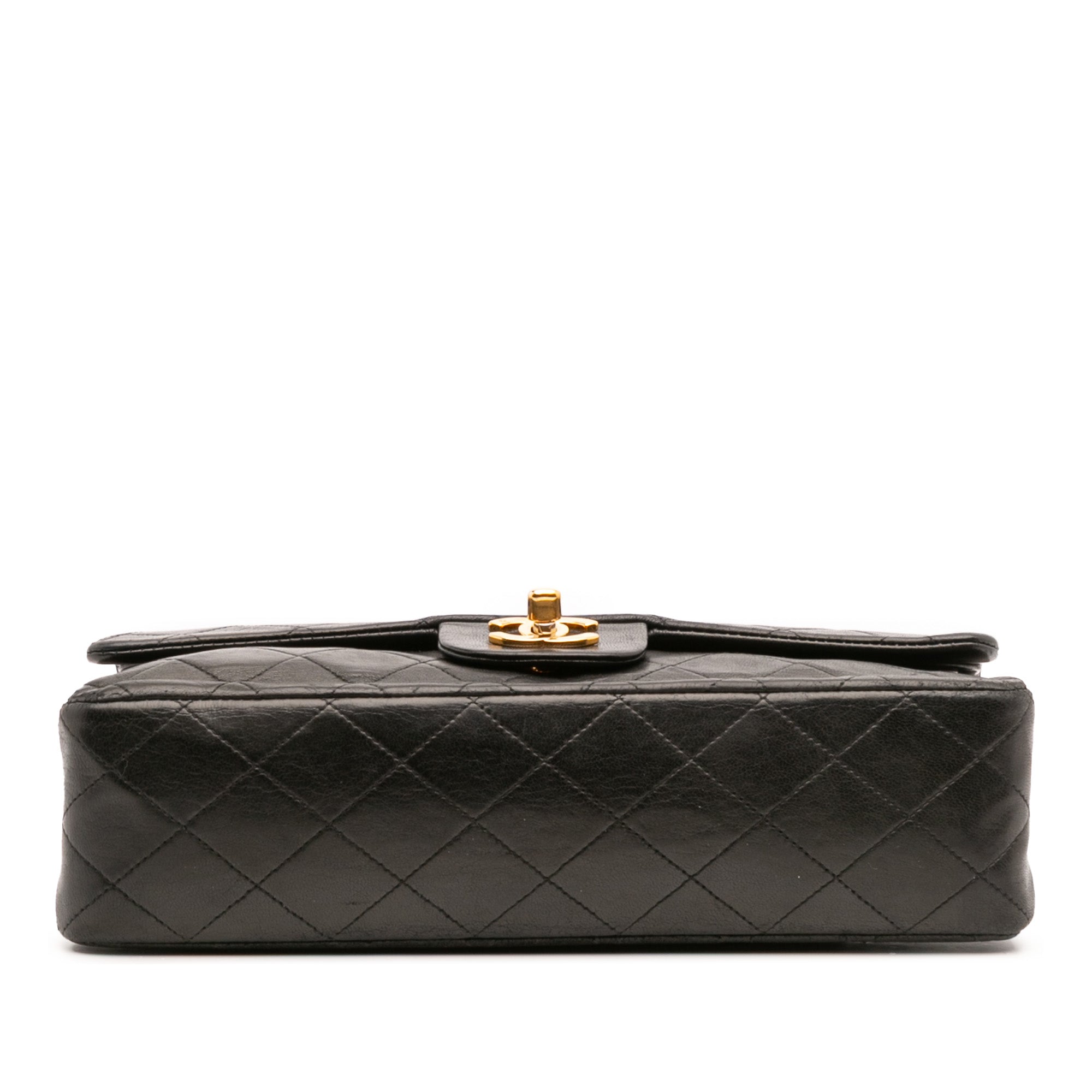 Medium Classic Lambskin Double Flap