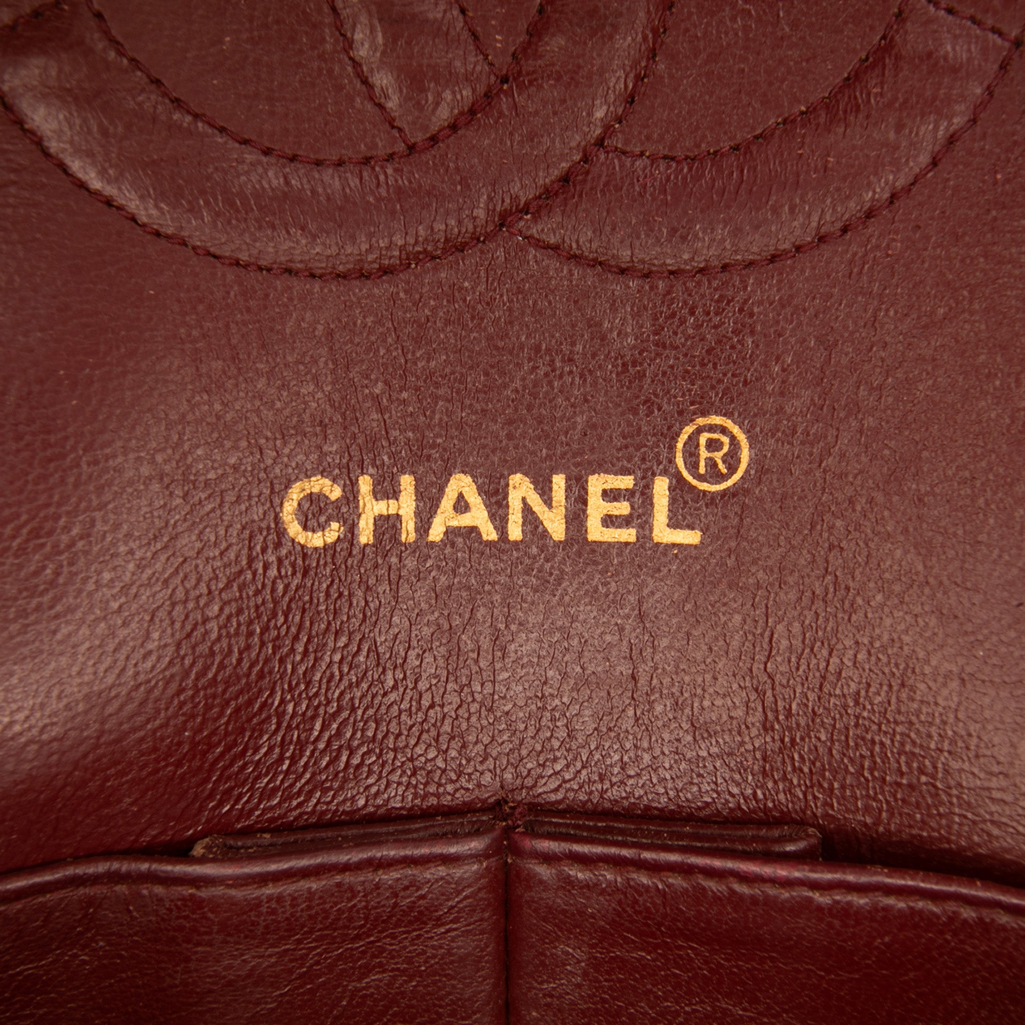 Medium Classic Lambskin Double Flap
