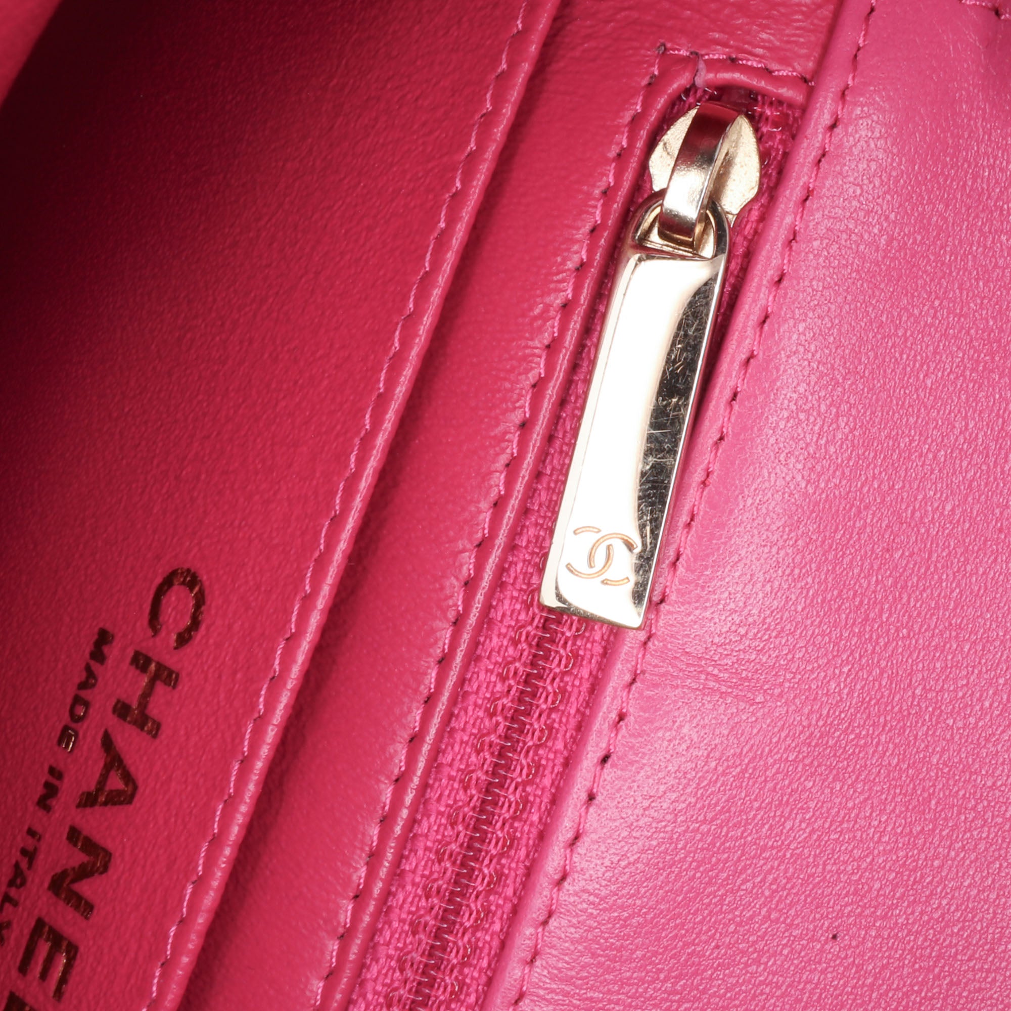 Mini Square Classic Chevron Lambskin Single Flap